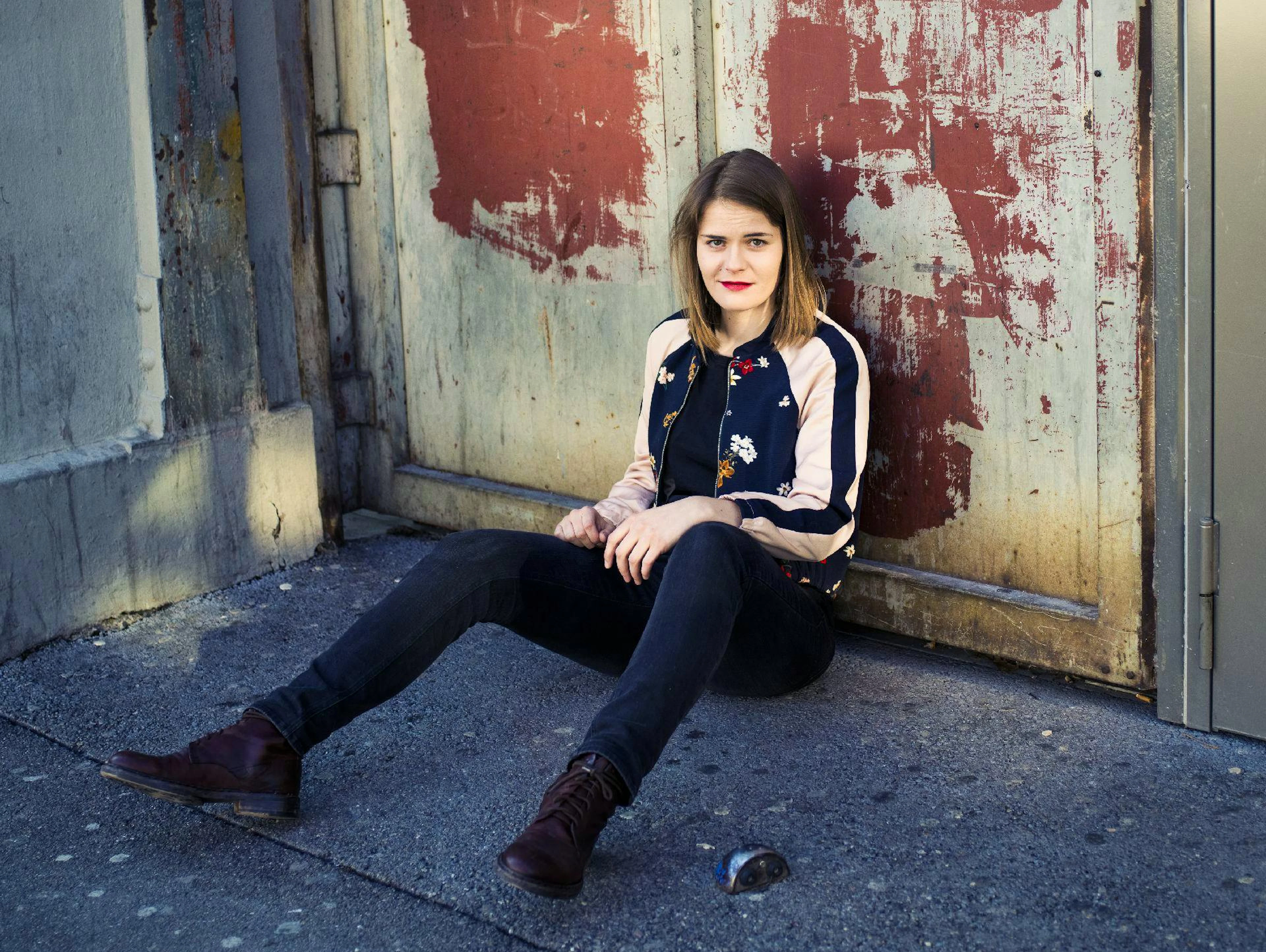 Mit 17 begann Hazel Brugger ihre Karriere auf einer Poetry-Slam-Bühne in Winterthur.