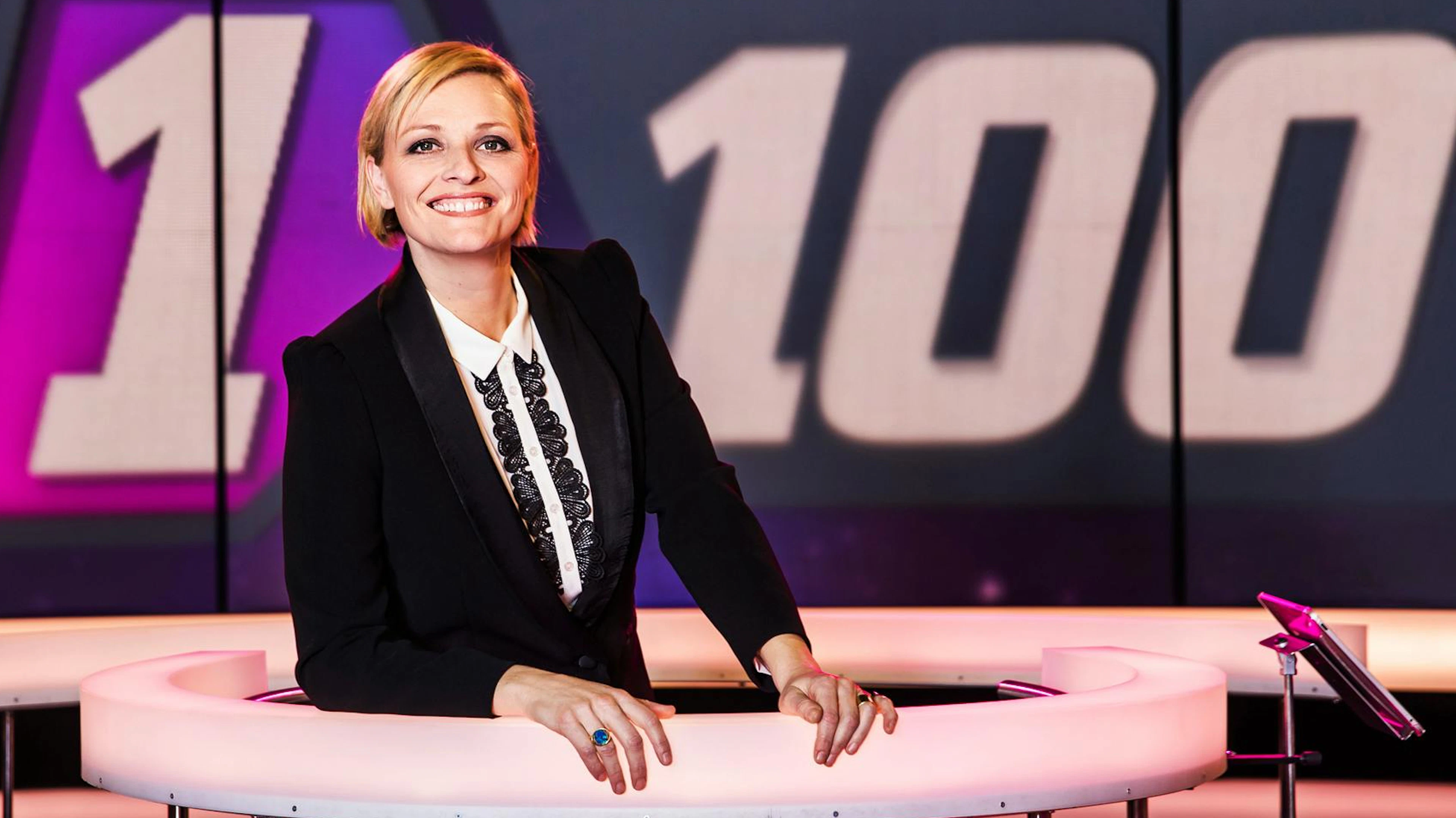 Seit zehn Jahren kann man Susanne Kunz in der erfolgreichen Spielshow «1gegen100» am Montagabend auf SRF1 sehen.