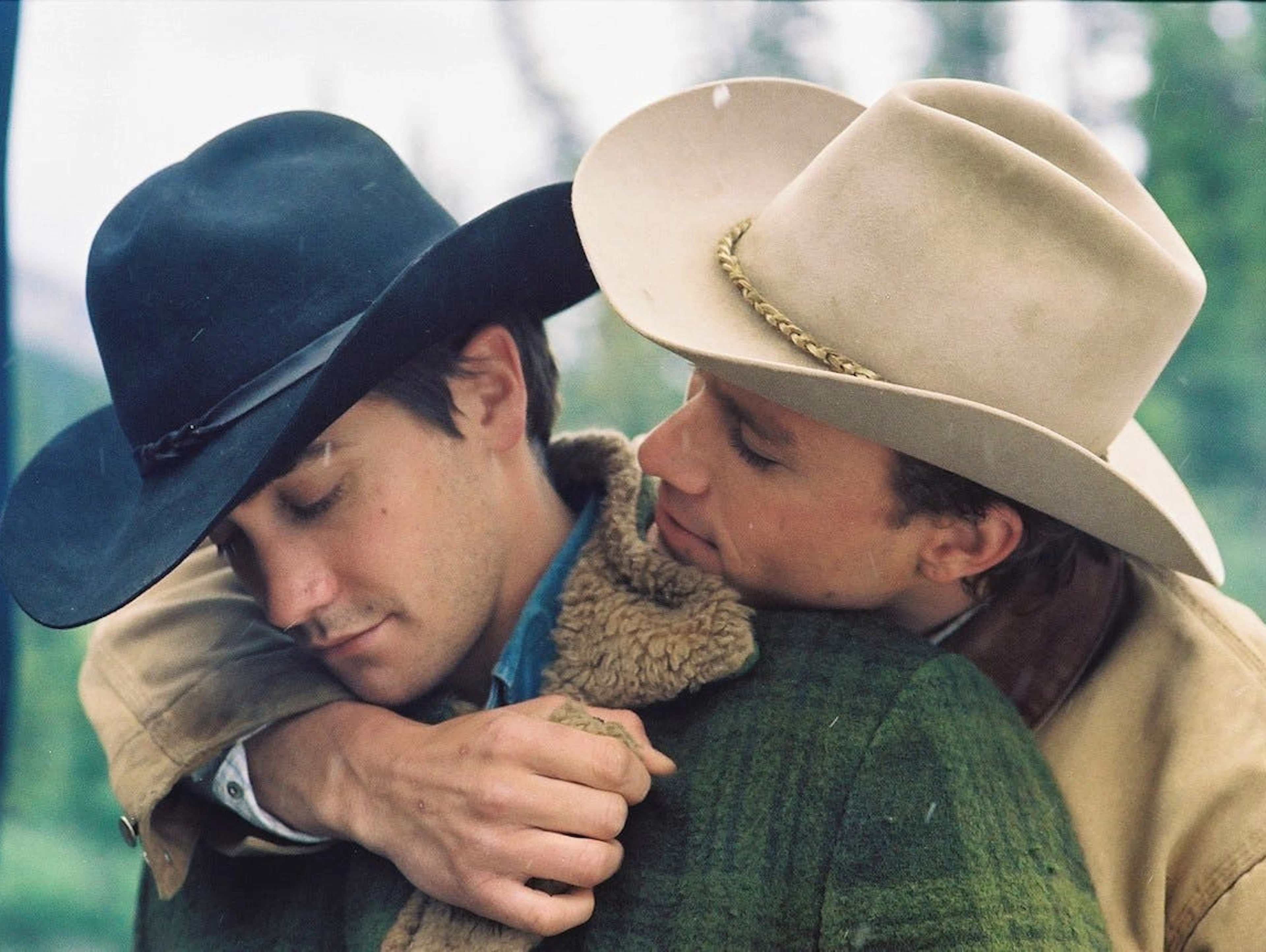 Platz 9: Küss mich, Cowboy! Jake Gyllenhaal (links) und Heath Ledger zeigten in Ang Lees Oscarerfolg «Brokeback Mountain» (2005), was Männerliebe wörtlich bedeutet. Ein grosser Tabubruch und ein grosses, ergreifendes Drama.&nbsp;