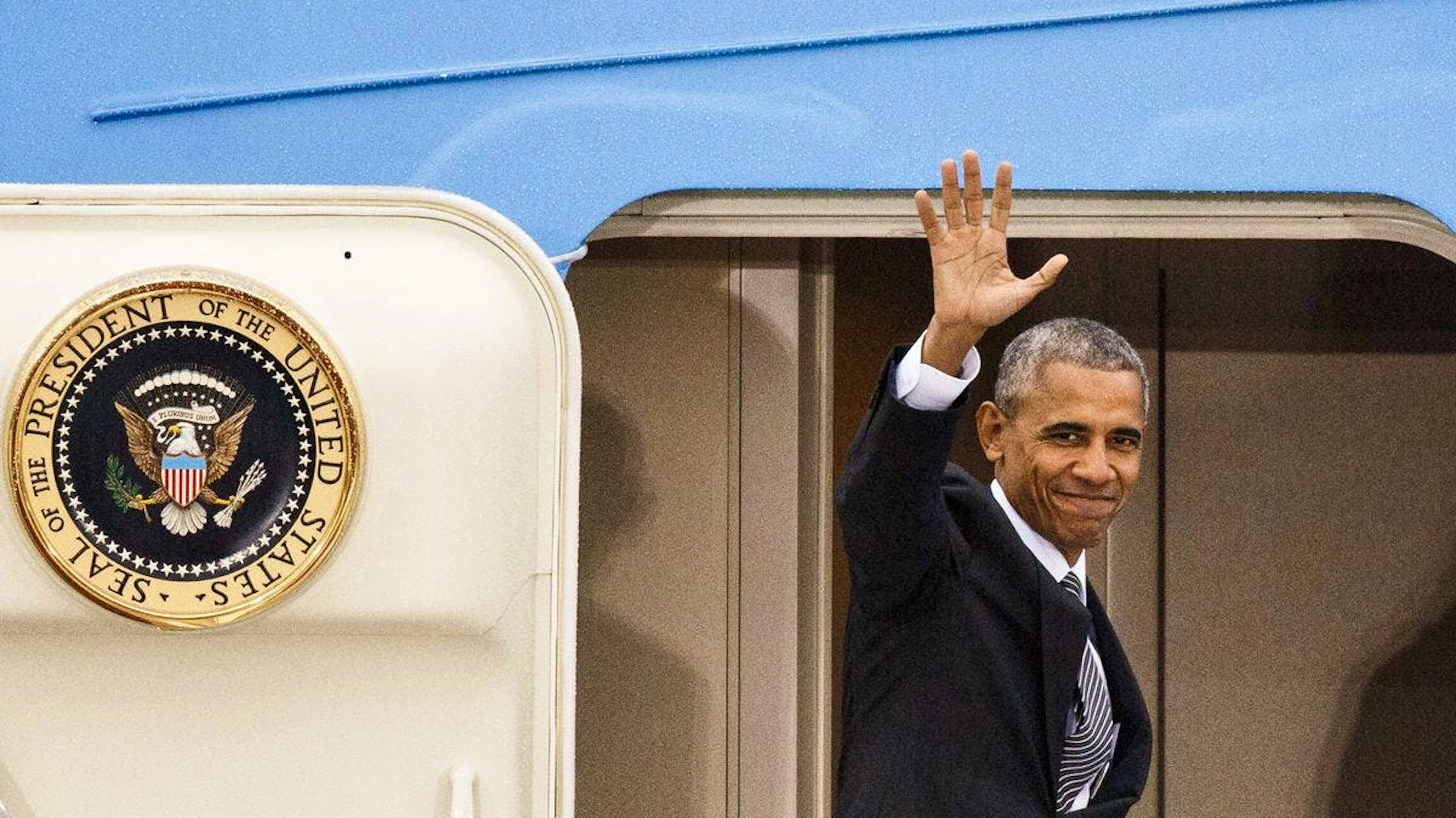 Glück von oben erhofft sich auch der ehemalige US-Präsident Barack Obama. Eine Hindu-Gottheit und eine Silberkette mit Maria-Anhänger und einem anderen Heiligen sollen ihn vor Bösem schützen.