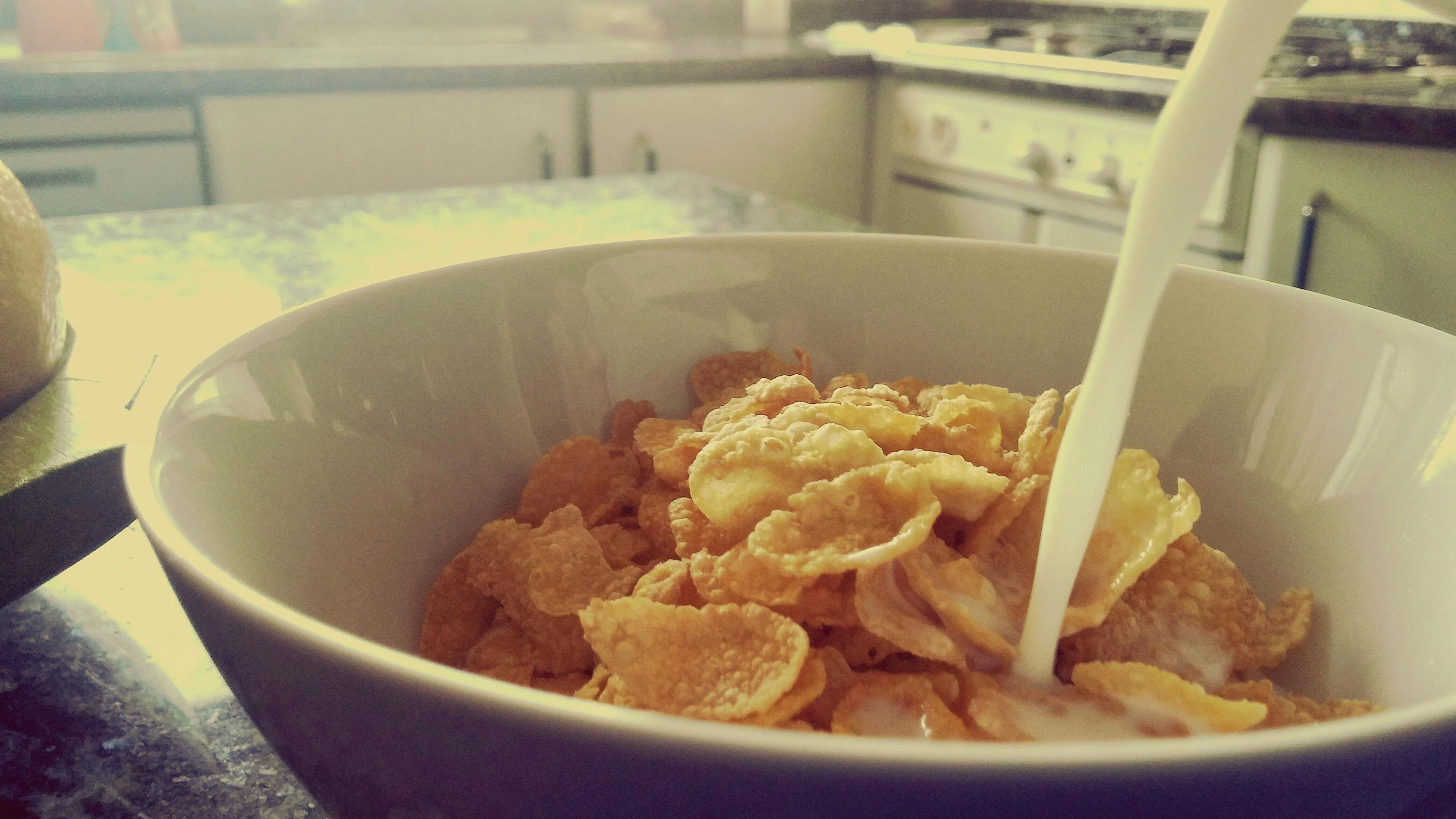 Besser als Cornflakes sind Vollkornhaferflocken.