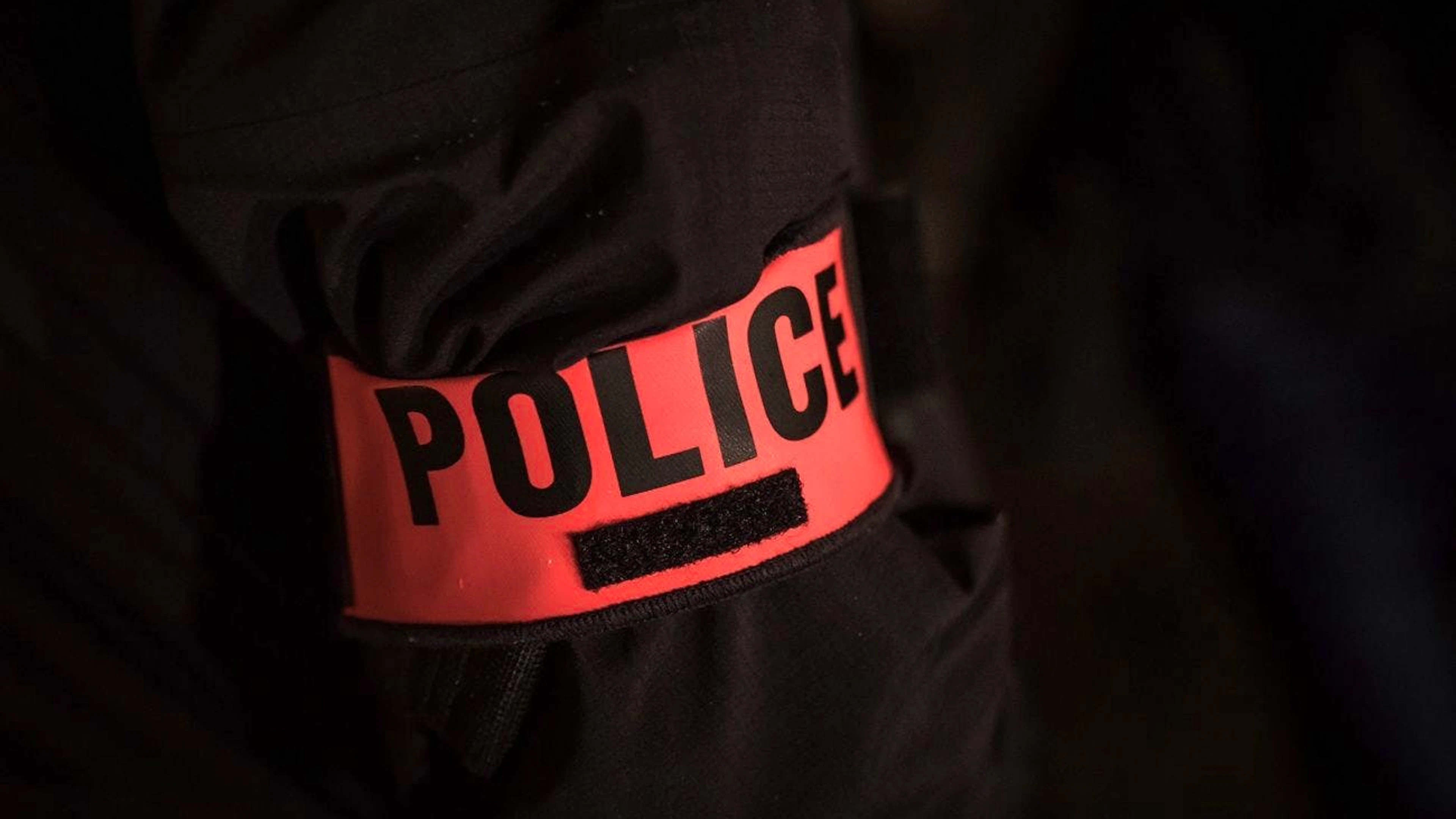 Un homme a tué ses deux enfants de 7 et 4 ans avant de se suicider mardi aux Avirons (La Réunion).