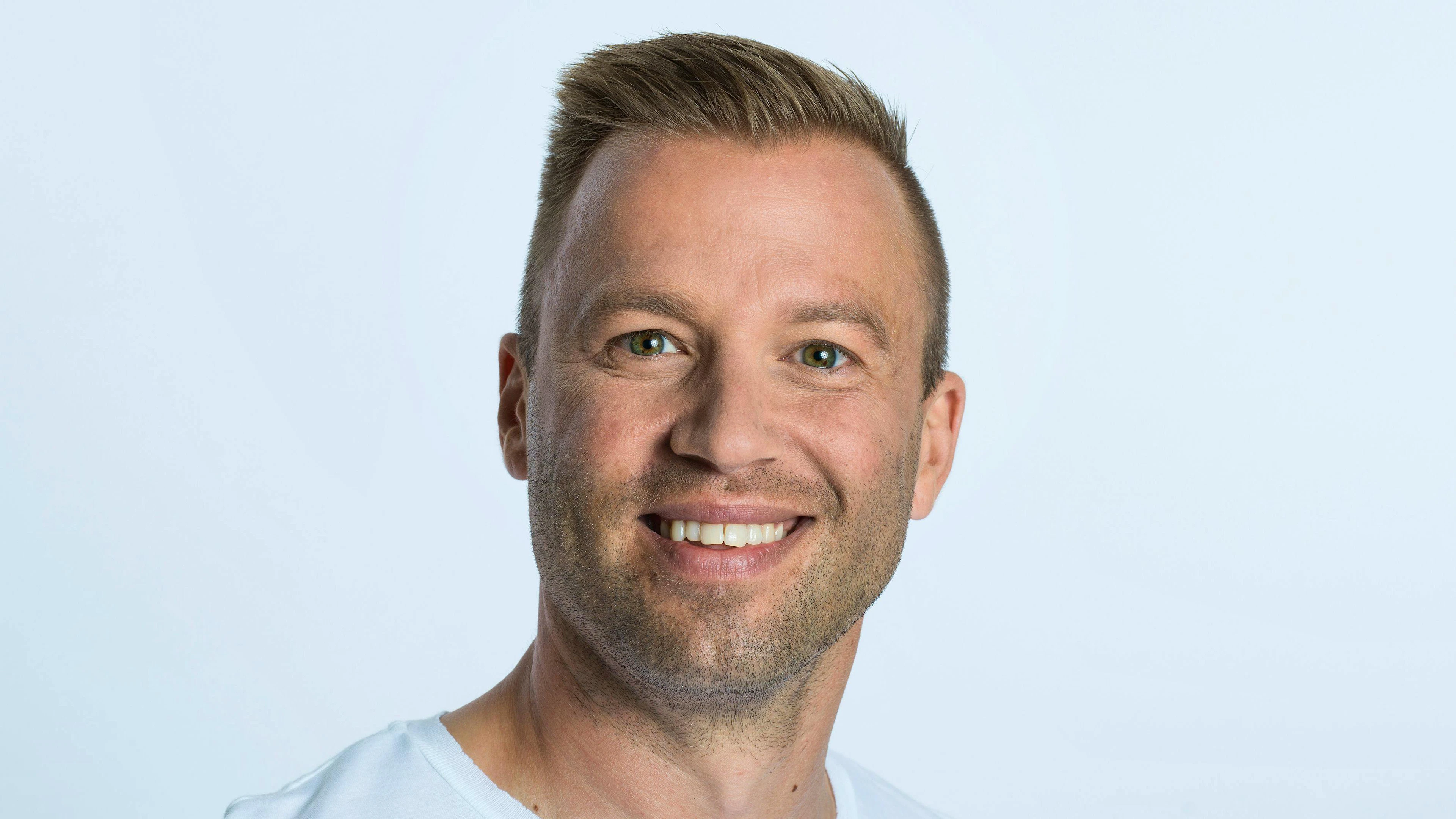 «Ich bin ein Mensch, mit dem man ganz tolle Hochs erleben kann, toller als mit anderen Menschen. Gleichzeitig sind meine Tiefs aber auch tiefer als bei anderen»: Jonny Fischer.