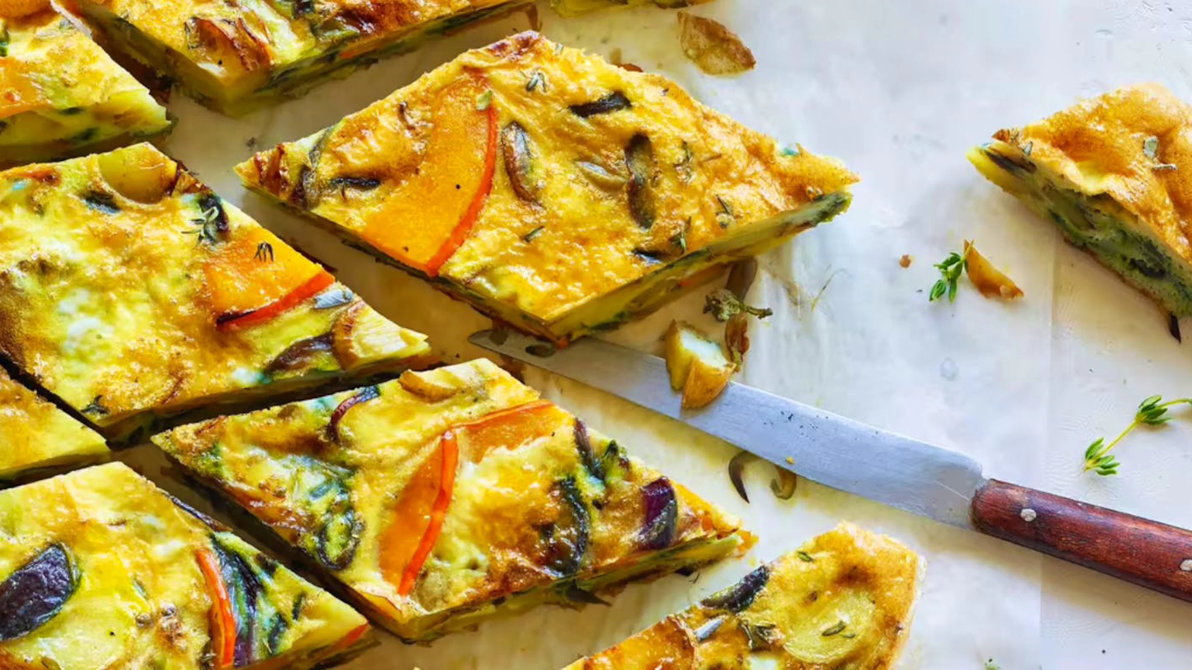 Sieht gut aus und schmeckt gut: Tortilla mit Kartoffeln, Kürbis und Kräutern.