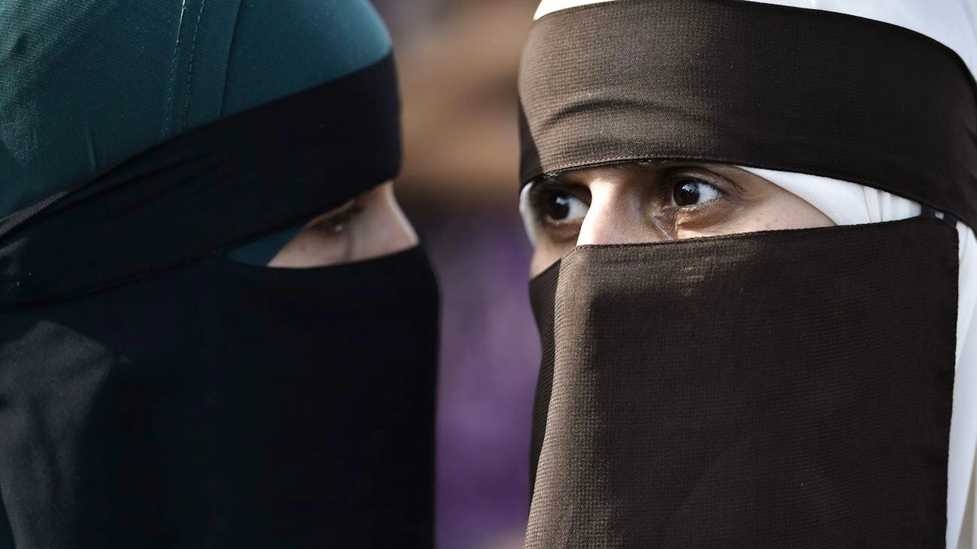 L'initiative controversée dite «anti-burqa» du comité d'Egerkingen a été acceptée par le peuple en mars 2021 par 51,2% des voix.