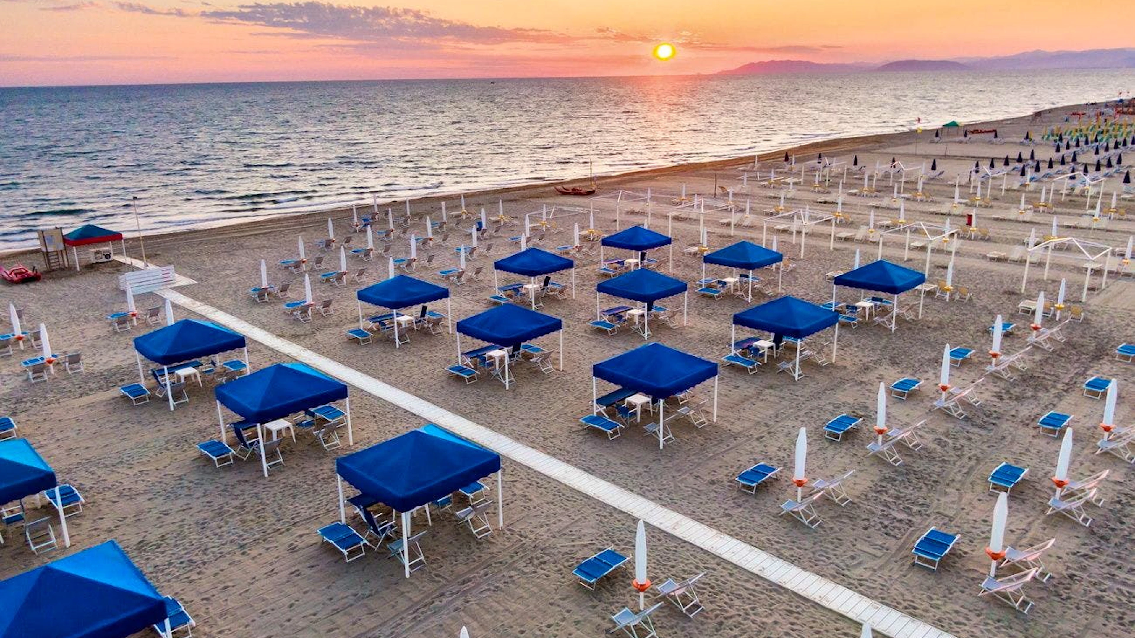Zahlreiche Strandabschnitte in Italien sind privat und kosten Eintritt.