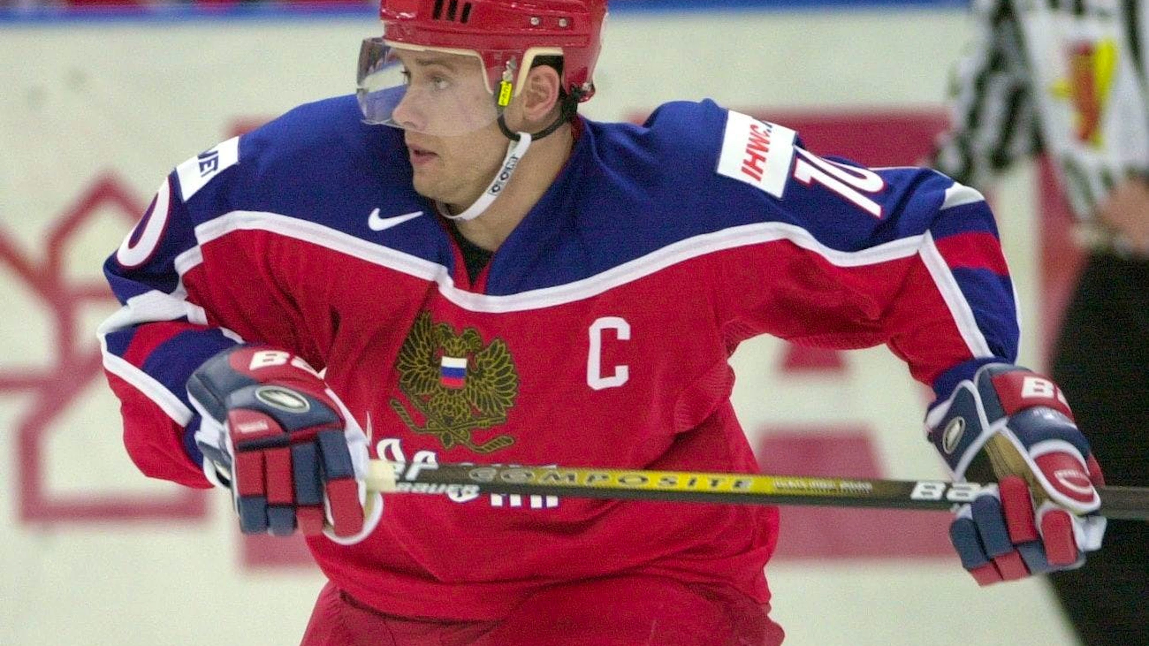 Il giocatore russo Pavel Bure, idolo di Andres Ambühl (2000)