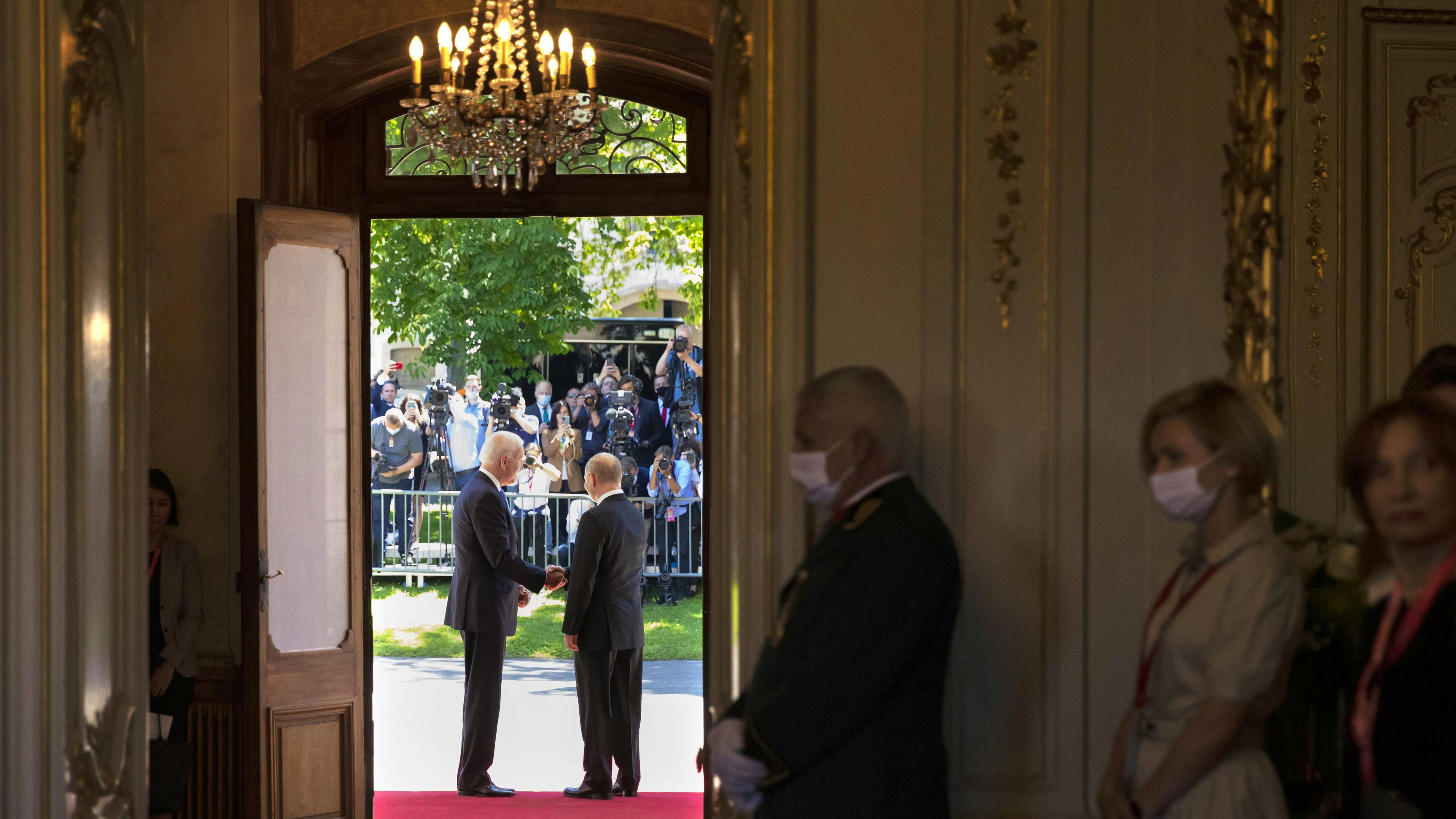 Spiel auf die Spitze treiben: US-Präsident Joe Biden (links) und sein russischer Kollege im Juni 2021 in Genf.