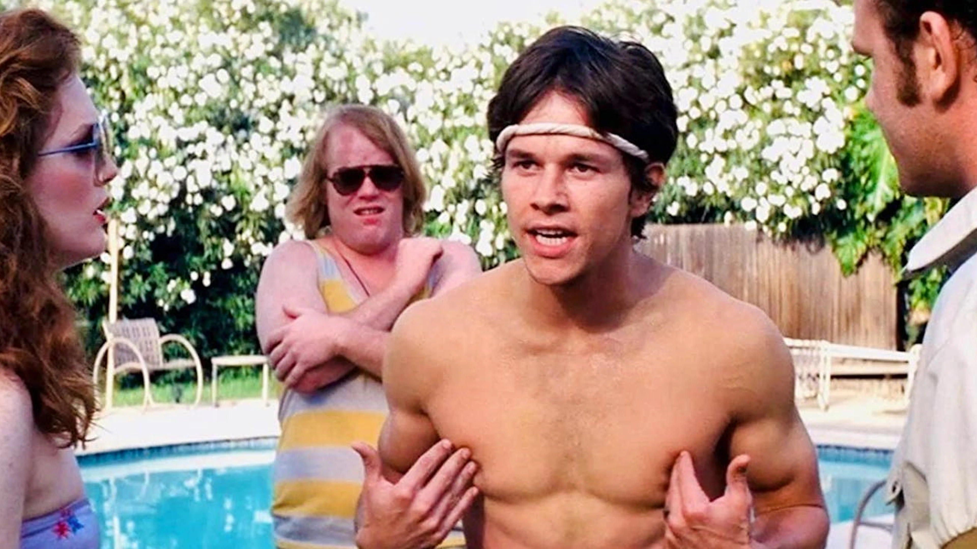 «Boogie Nights», 1997: In diesem Film über das Pornogeschäft gibt es diverse Sexszenen. Bis heute unvergessen ist vor allem die Schlussszene mit Mark Wahlberg. Als der Schauspieler die Hosen runterlässt, bringt dies manch einen Mann zum Erblassen. Später gab der Schauspieler zu, dass das Ding zwischen seinen Beinen ein Fake-Penis war.