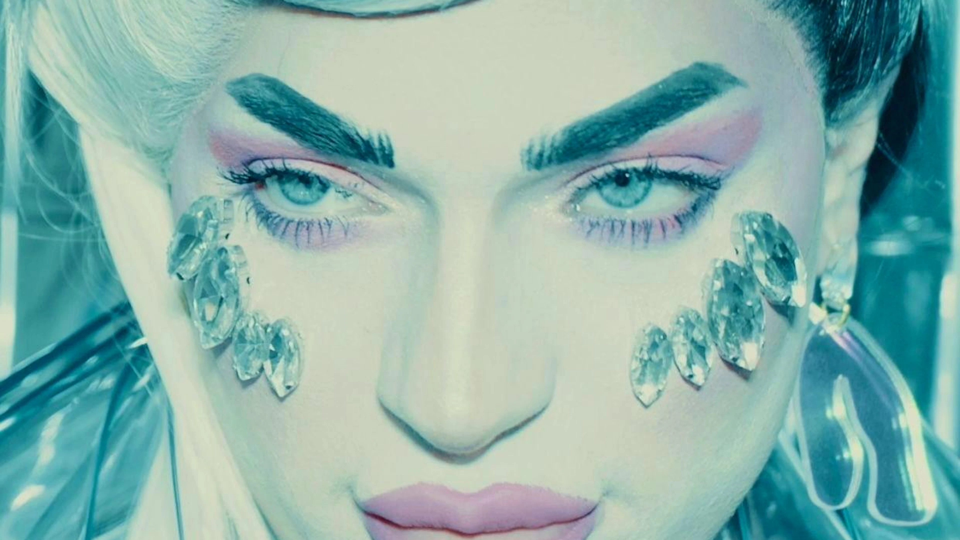 «Ich hatte kein richtiges Coming-out. Meine Mutter wusste schon von klein auf, dass ich ein spezieller Bub bin»: Milky Diamond.
