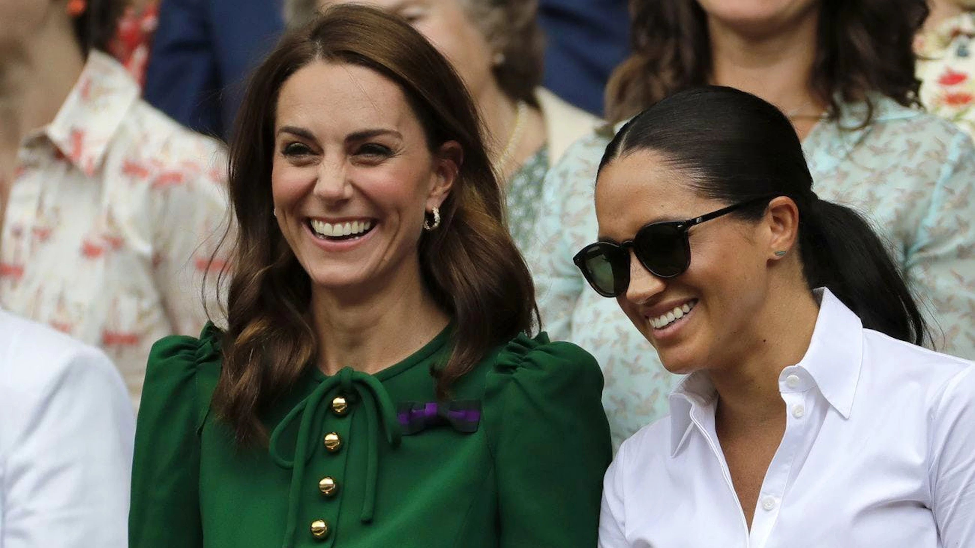Kate sei anfänglich wunderbar mit Meghan zurechtgekommen, heisst es im Buch «Palace Papers» von Journalistin Tina Brown, obwohl die sie anfangs «als eher kühl»