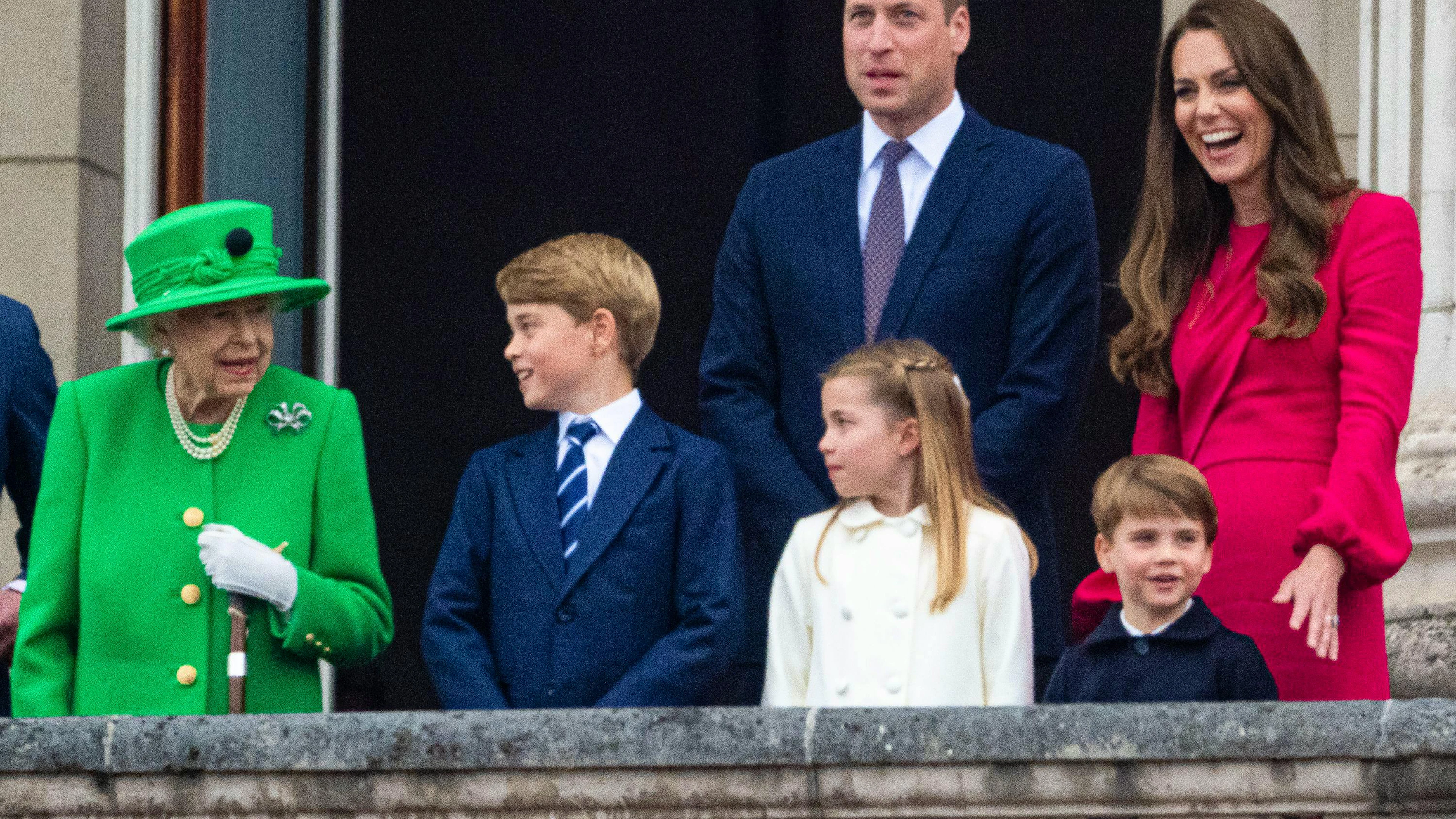 Der Umzug der&nbsp;Cambridges soll auch kommen, weil die Familie näher bei Queen Elizabeth II. sein will.&nbsp;