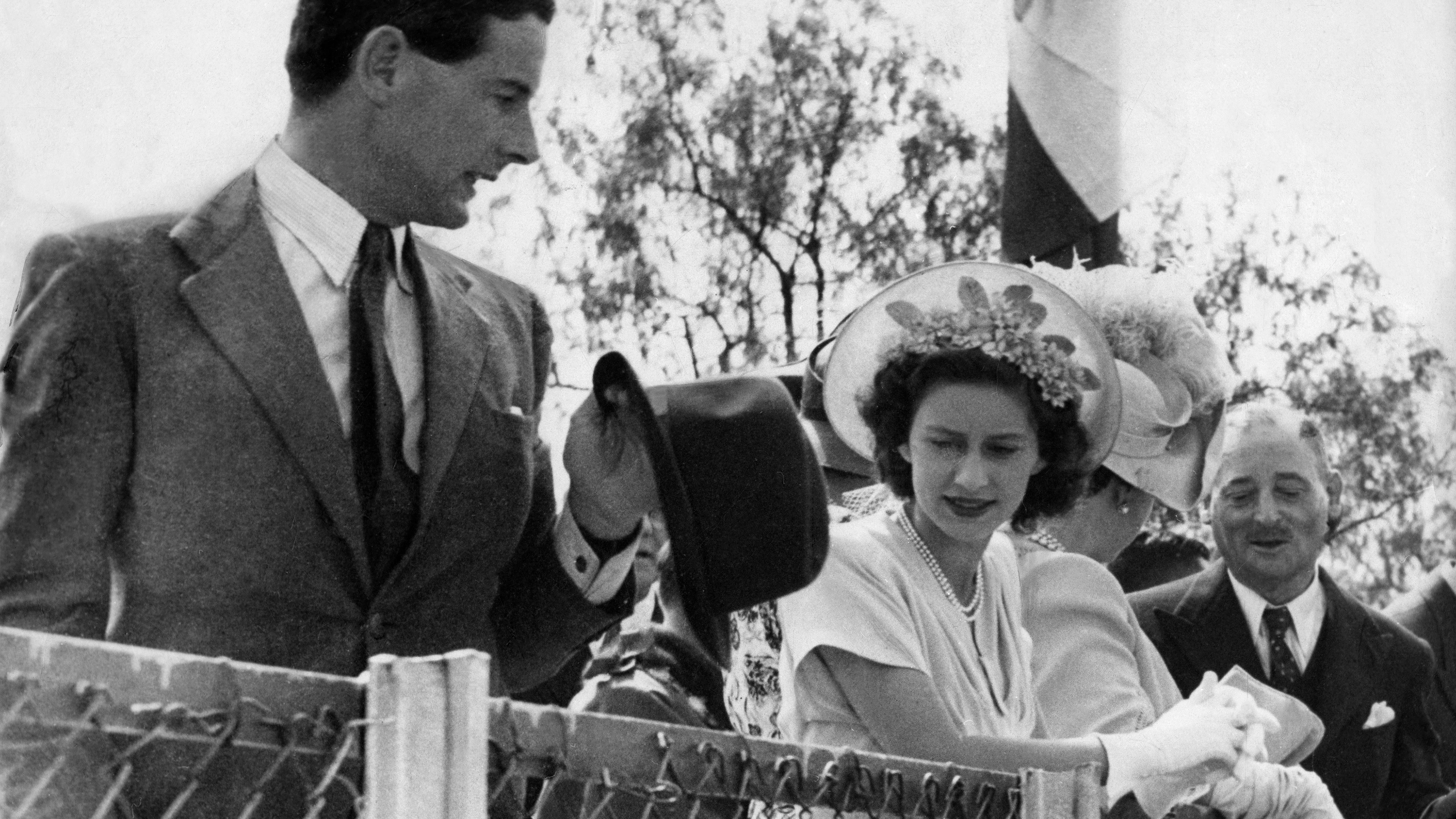 In dem Häuschen wohnte in der Vergangenheit etwa der Air-Force-Pilot Peter Townsend, der mit seiner Beziehung mit Prinzessin Margaret nach dem 2. Weltkrieg für einen Skandal sorgte.&nbsp;