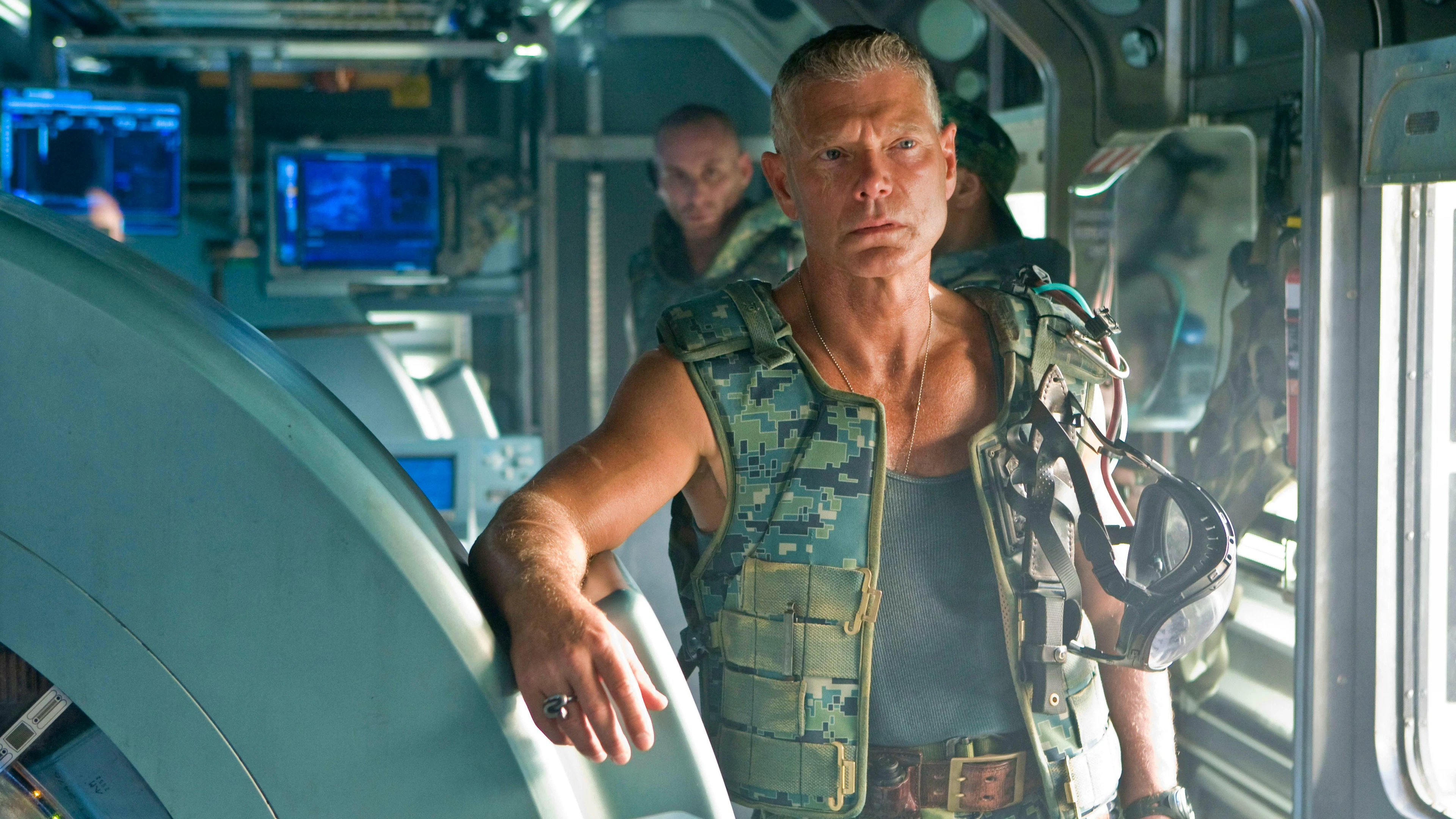 Colonel Miles Quaritch (Stephen Lang) will jedoch von den Schwachstellen in der Verteidigung der Na'Vi wissen.