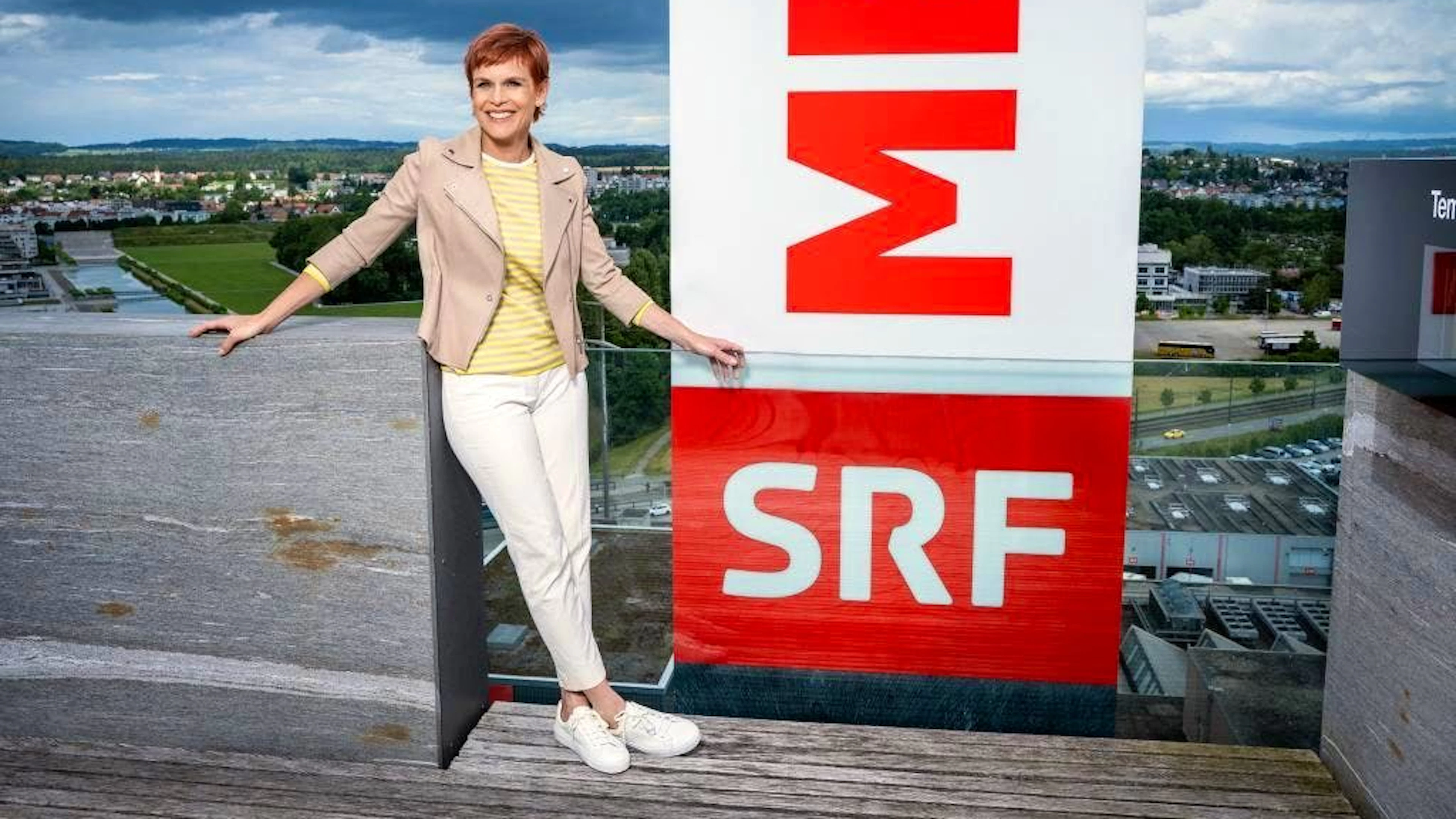 «Der Look ist etwas in die Jahre gekommen – so laufen Pensionärinnen herum»: Jeroen van Rooijen über Sandra Boner.