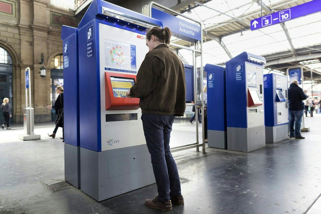 bluewin.ch - SBB Stops Accepting Cash Payments at Numerous Vending Machines