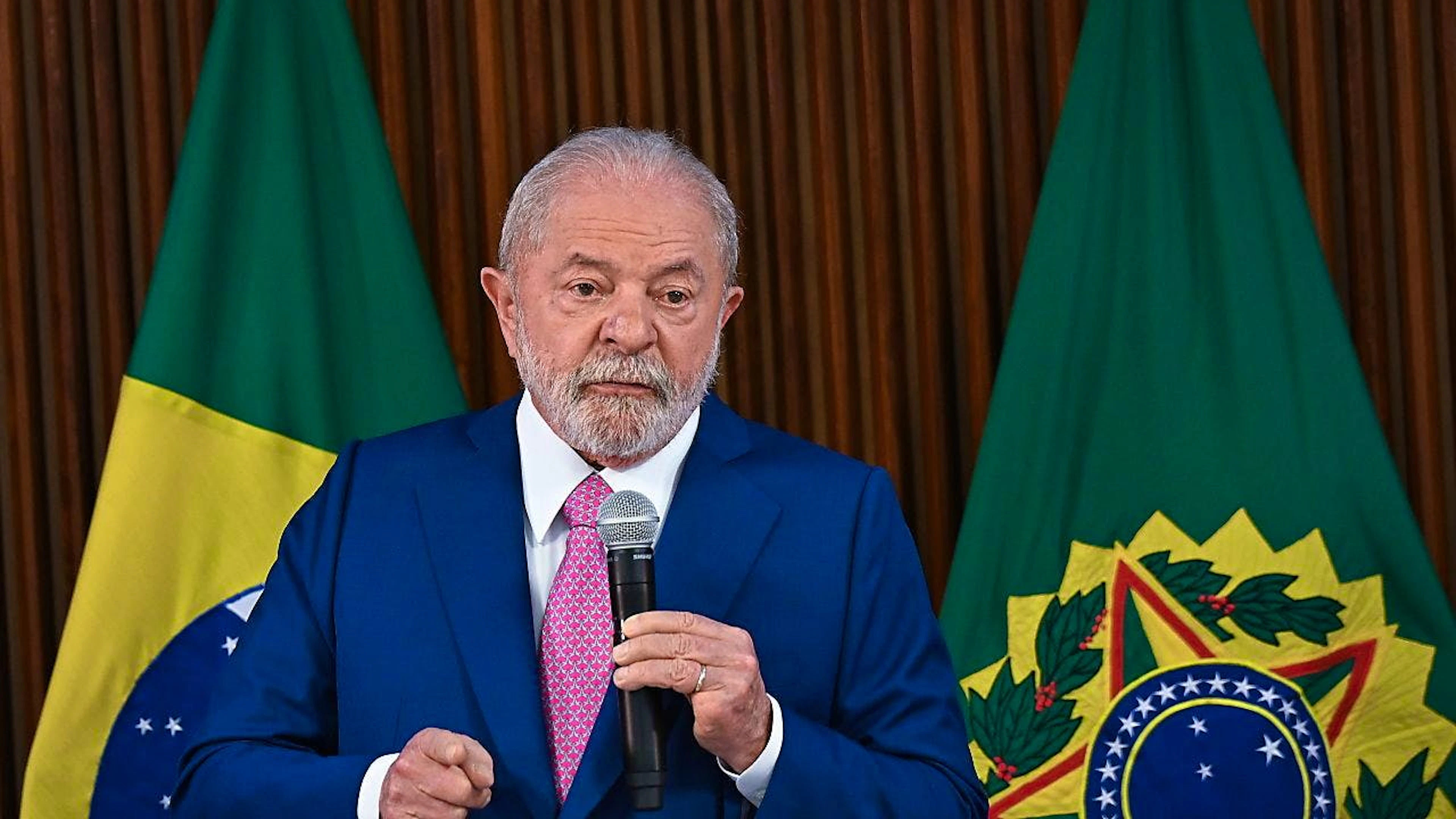 Lula a subi cette opération d'urgence après s'être plaint de forts maux de tête, causés par une hémorragie liée à l'accident domestique qu'il avait eu le 19 octobre (archives).