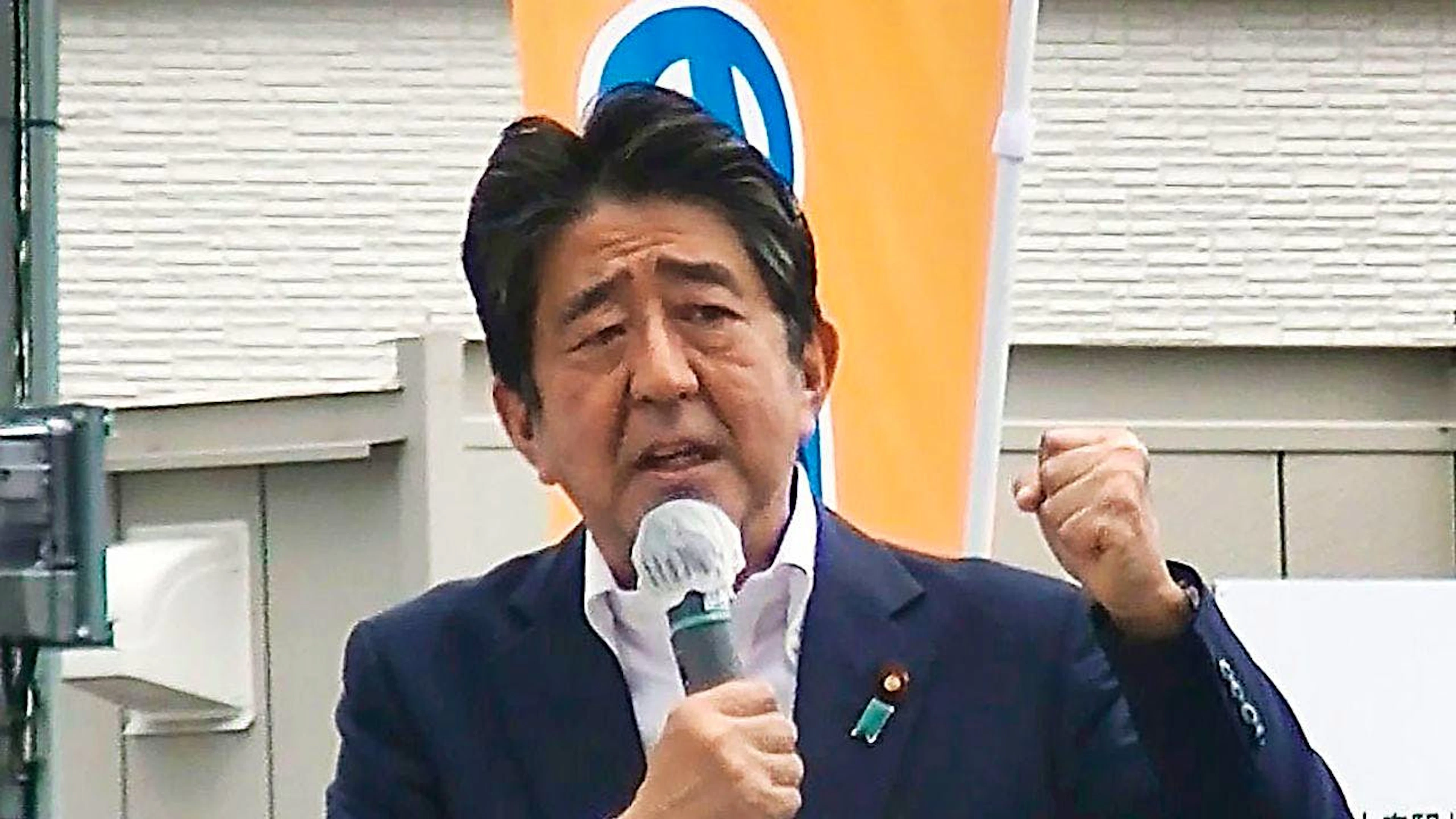 SL'homme qui avait tué par balle l'ancien Premier ministre japonais, Shinzo Abe a plaidé coupable mardi à l'ouverture de son procès pour assassinat. Son avocat a toutefois déclaré qu'il contesterait certains chefs d'accusation. (Archives).