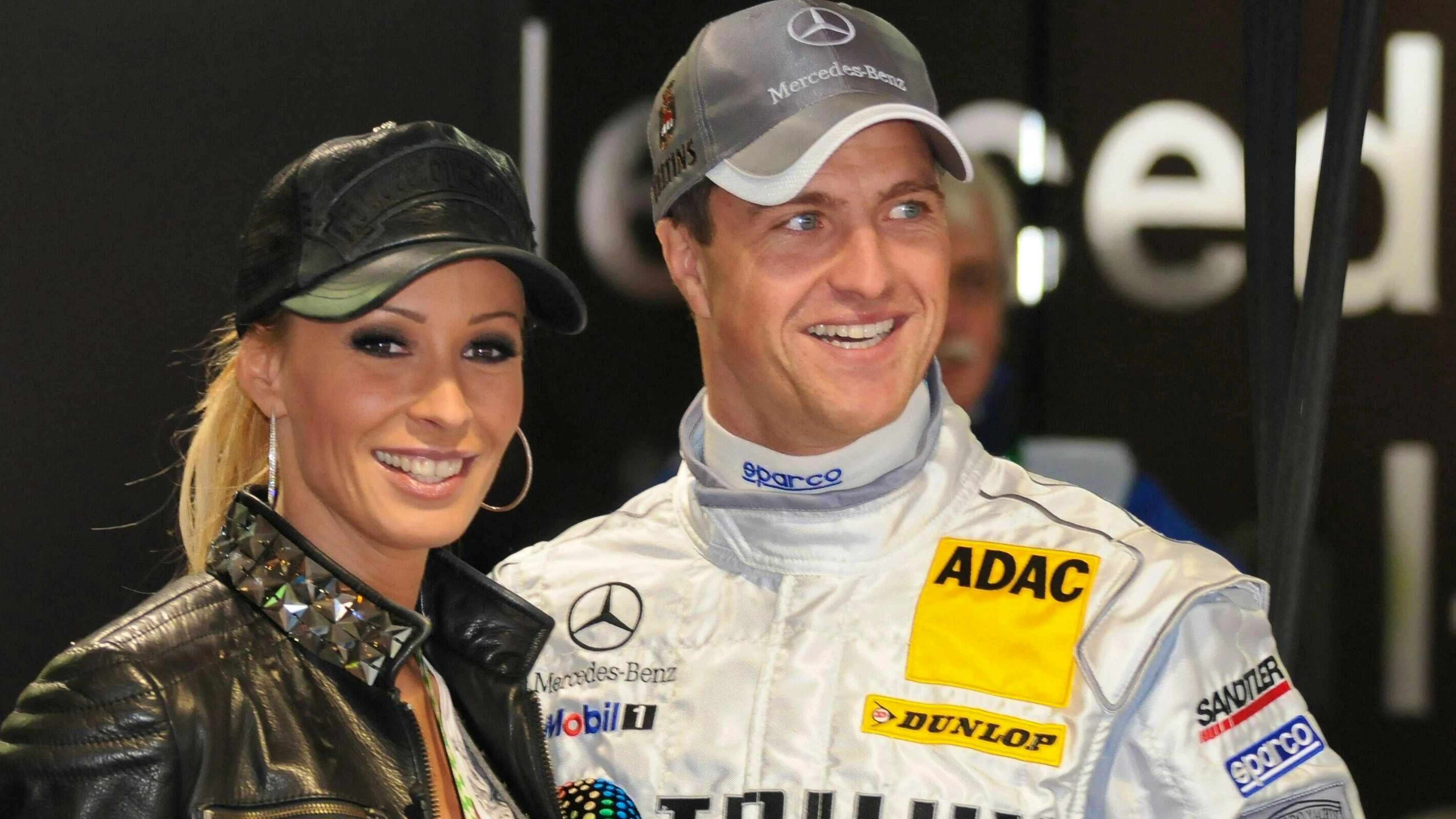 Auch ihr Ex-Mann Ralf Schumacher äussert sich auf Instagram und wendet sich mit einem Video an den «Let's Dance»-Juror und den TV-Sender RTL: «Herr Llambi passt schon lange nicht mehr in die Zeit.»