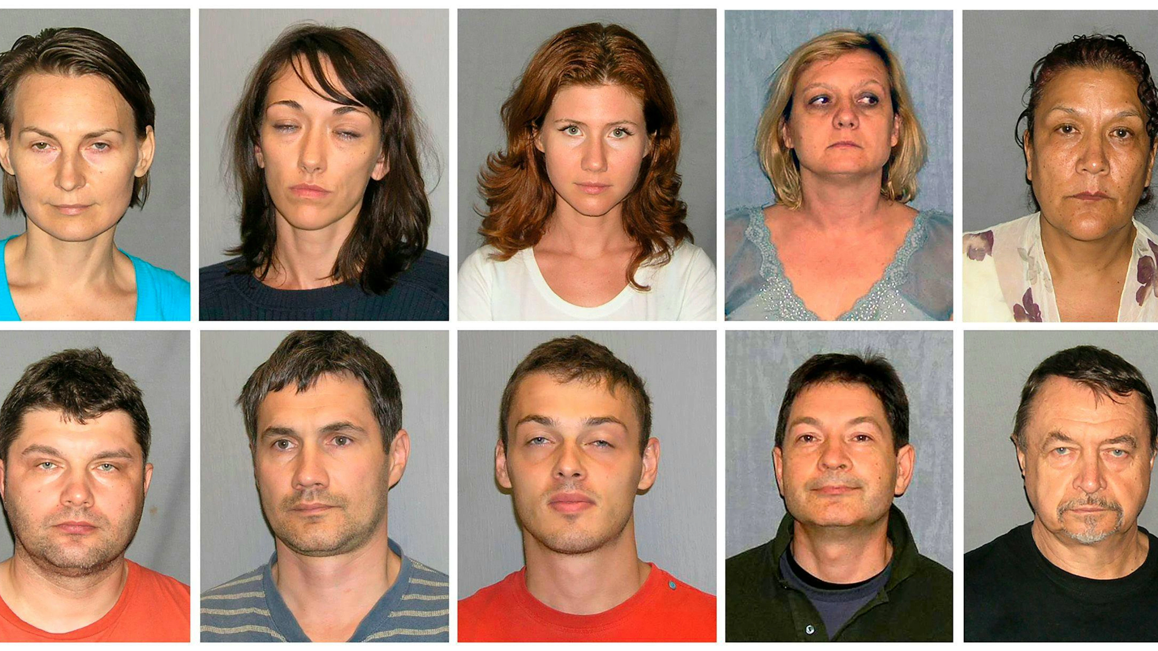 Das sind die zehn russischen Agenten, die Potajew im Sommer 2010 enttarnt hat. Oben mittig: Anna Chapman. Sie wurden kurz darauf in Wien gegen vier Personen ausgetauscht.