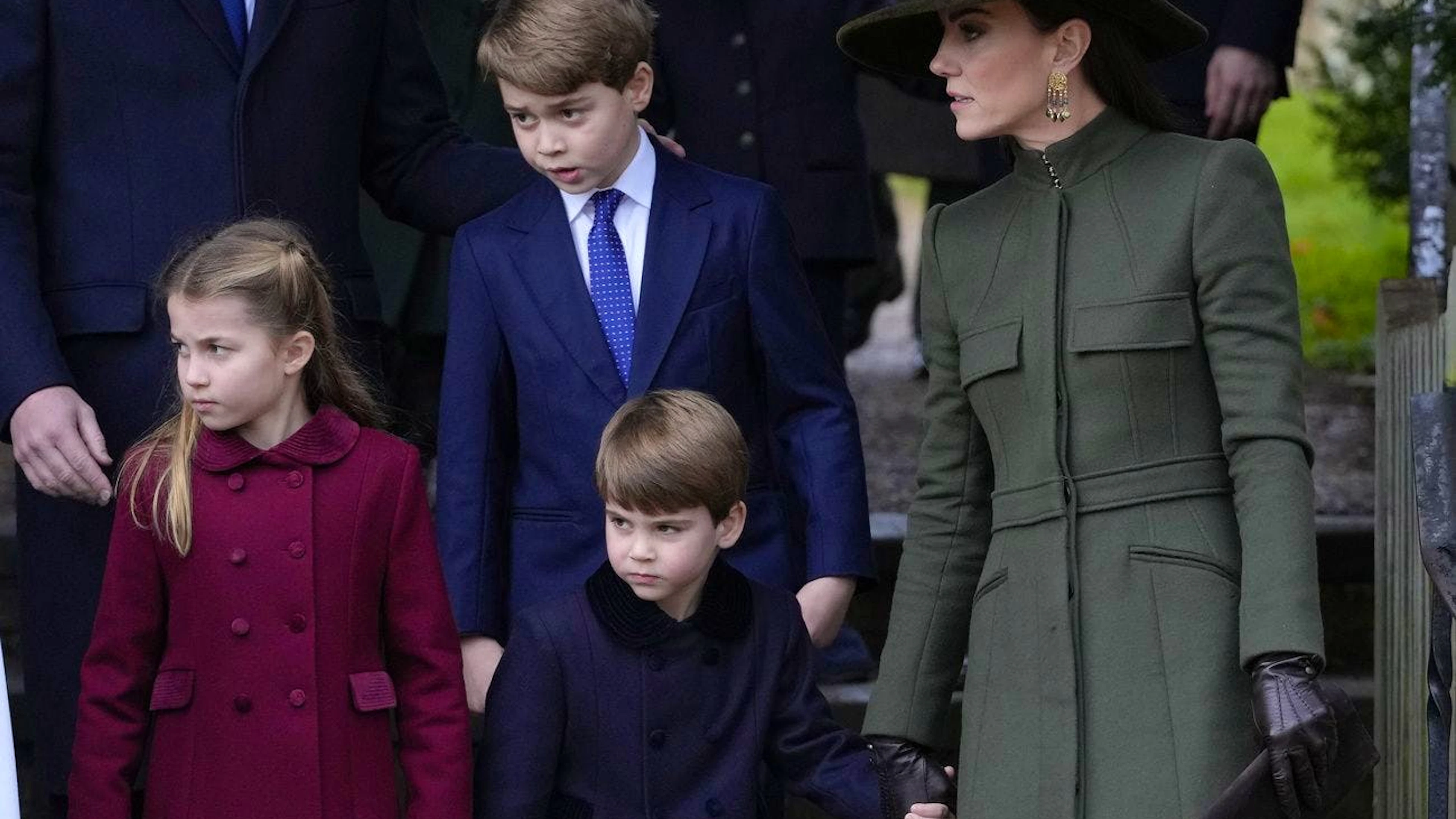 Uno dei suoi modelli preferiti è stato utilizzato per la messa di Natale 2022 a Sandringham: un cappello di feltro (o <em>fedora</em>) color kaki, che ha abbinato a un cappotto di ispirazione <em>utility&nbsp;</em>(<em>capi ispirati all'abbigliamento da lavoro, ndt</em>).