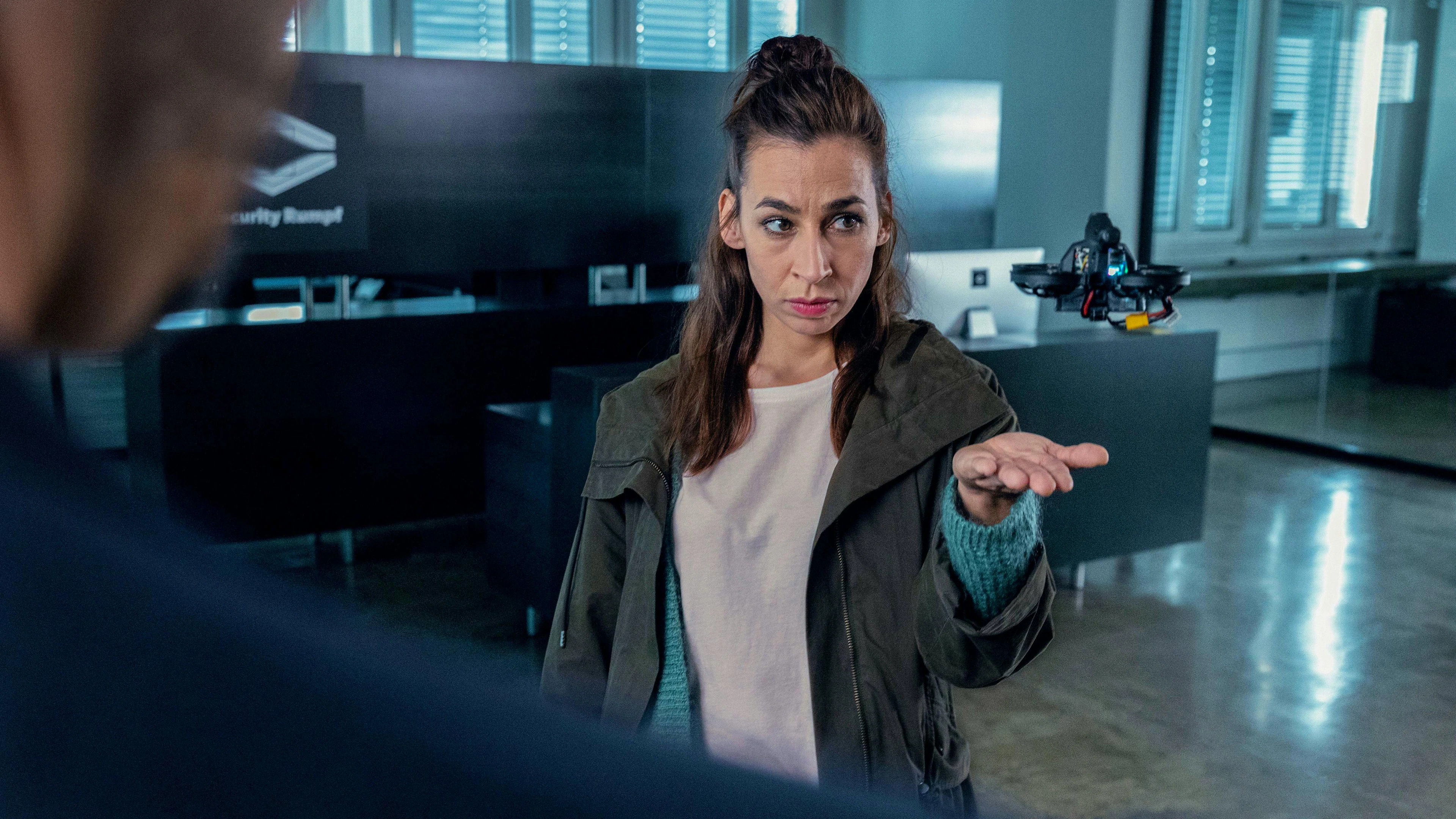 Kommissarin Tessa Ott (Carol Schuler) erforschte im «Tatort: Blinder Fleck» die Auswirkungen KI-gestützter Gesichtserkennung. Wie weit ist die Technik in diesem Bereich wirklich?