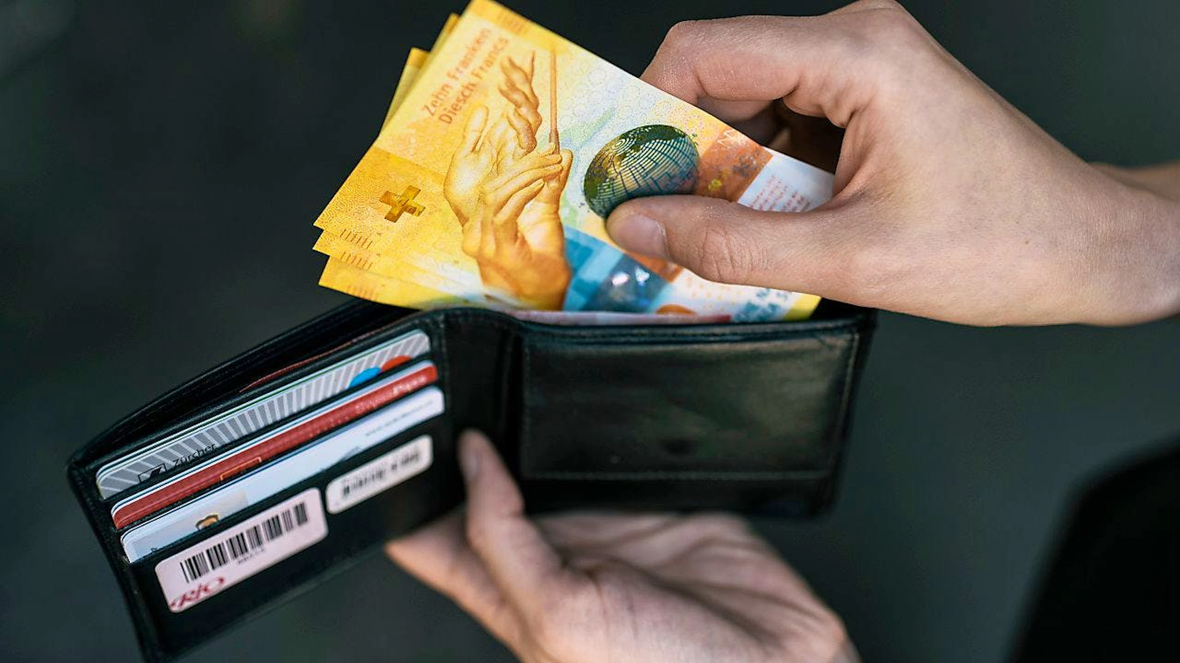 Die Leitzins-Senkung hat Einfluss auf verschiedene geldpolitische Vorgänge.