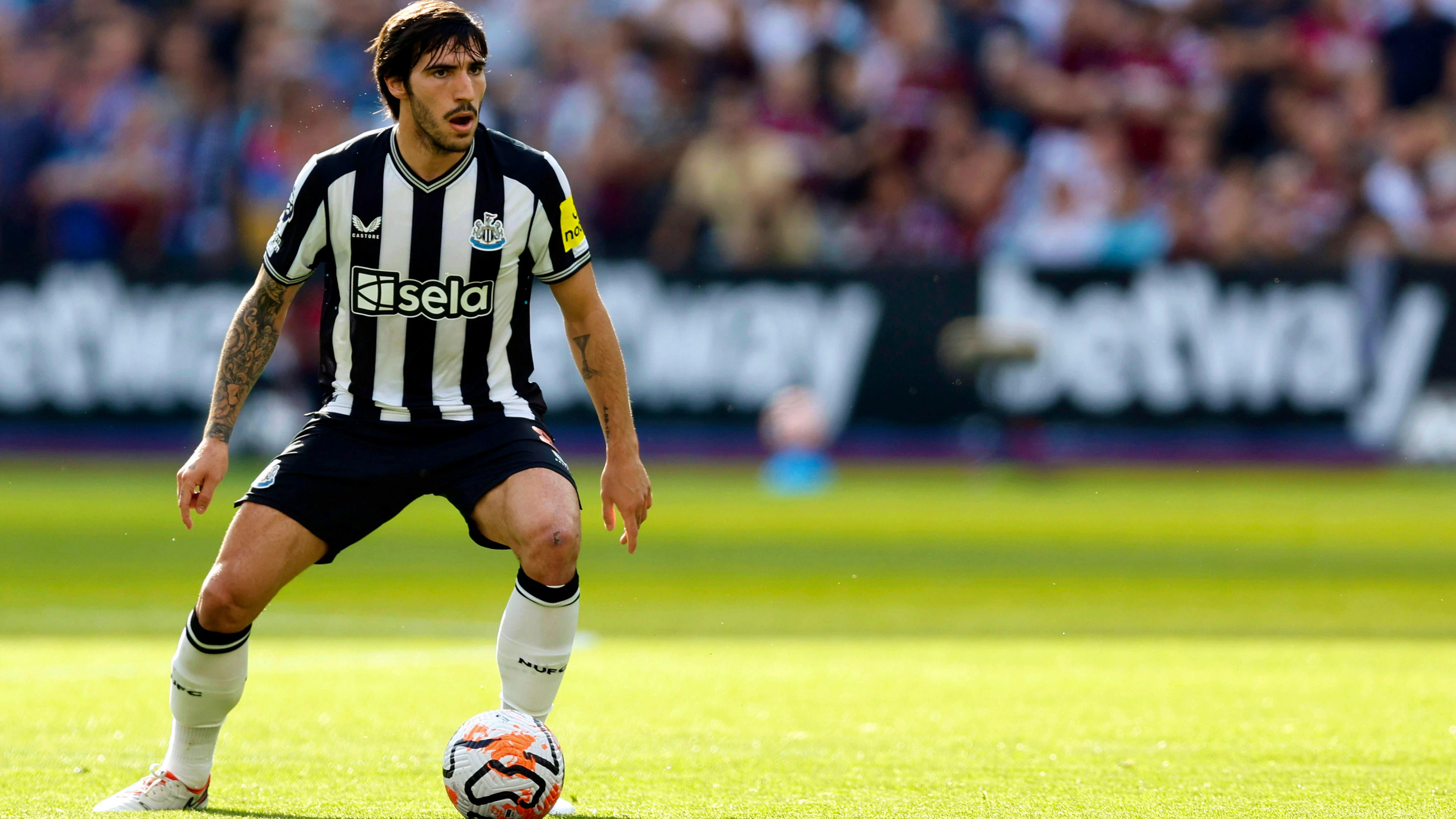 Auch Sandro Tonali steht im Zentrum der Ermittlungen.