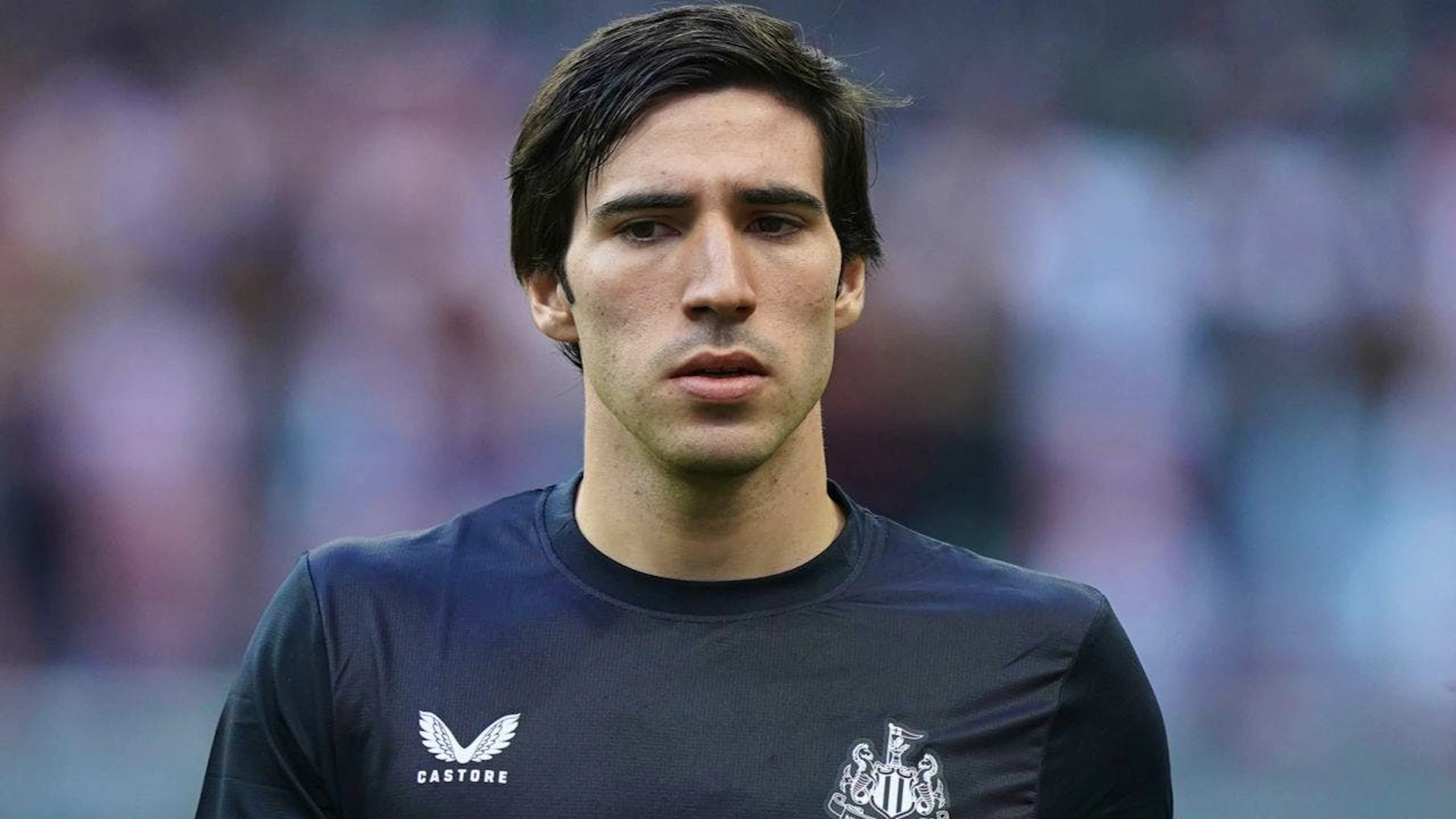 Sandro Tonali hat über seinen Anwalt bestätigt, gegen eine Wettsucht anzukämpfen.