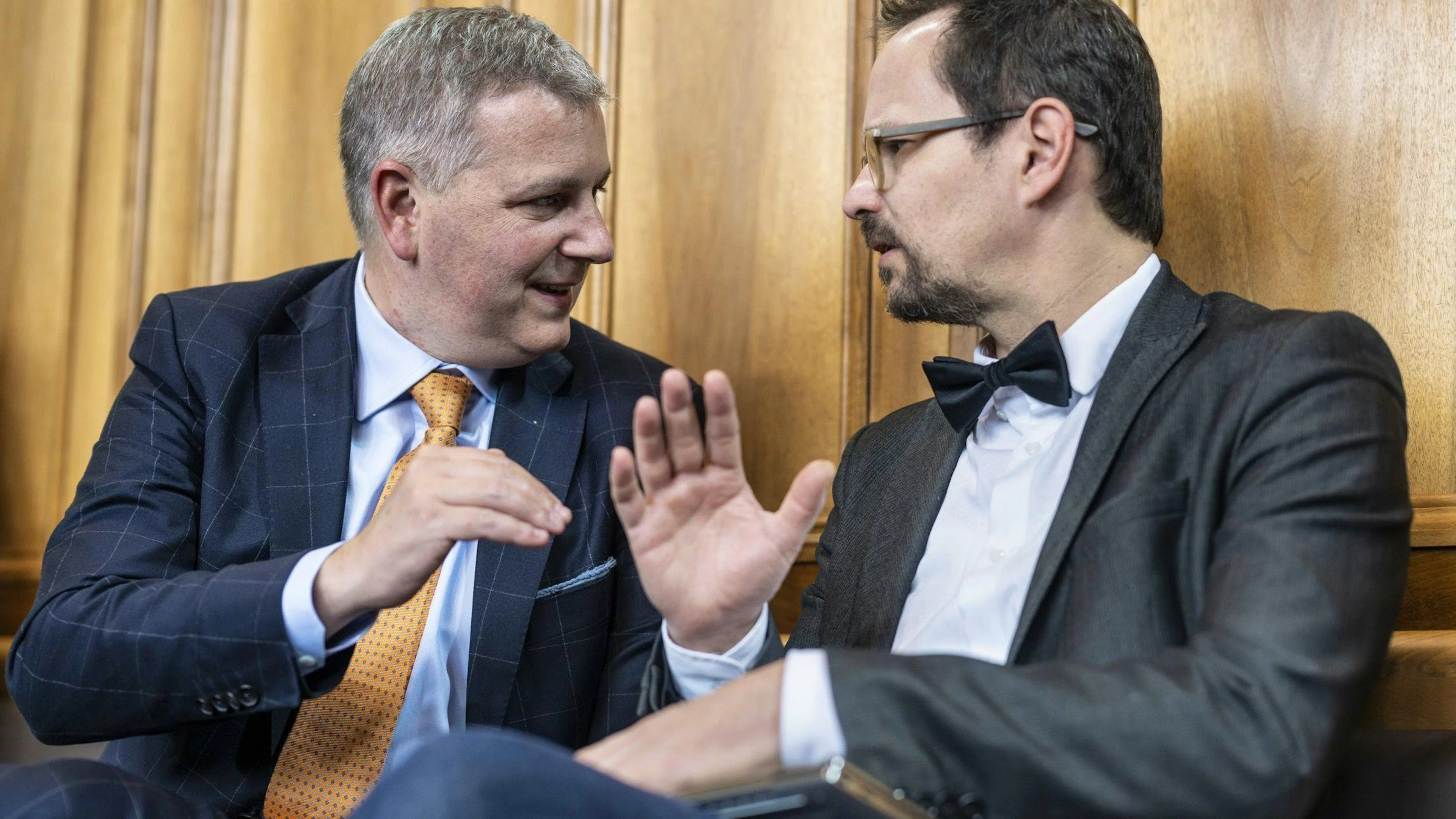 Der eine Parteichef dürfte jubilieren, der andere klagen: Die Prognosen sehen für die SVP von Marco Chiesa (l.)&nbsp; und für die Grünen von Balthasar Glättli ganz unterschiedlich aus.