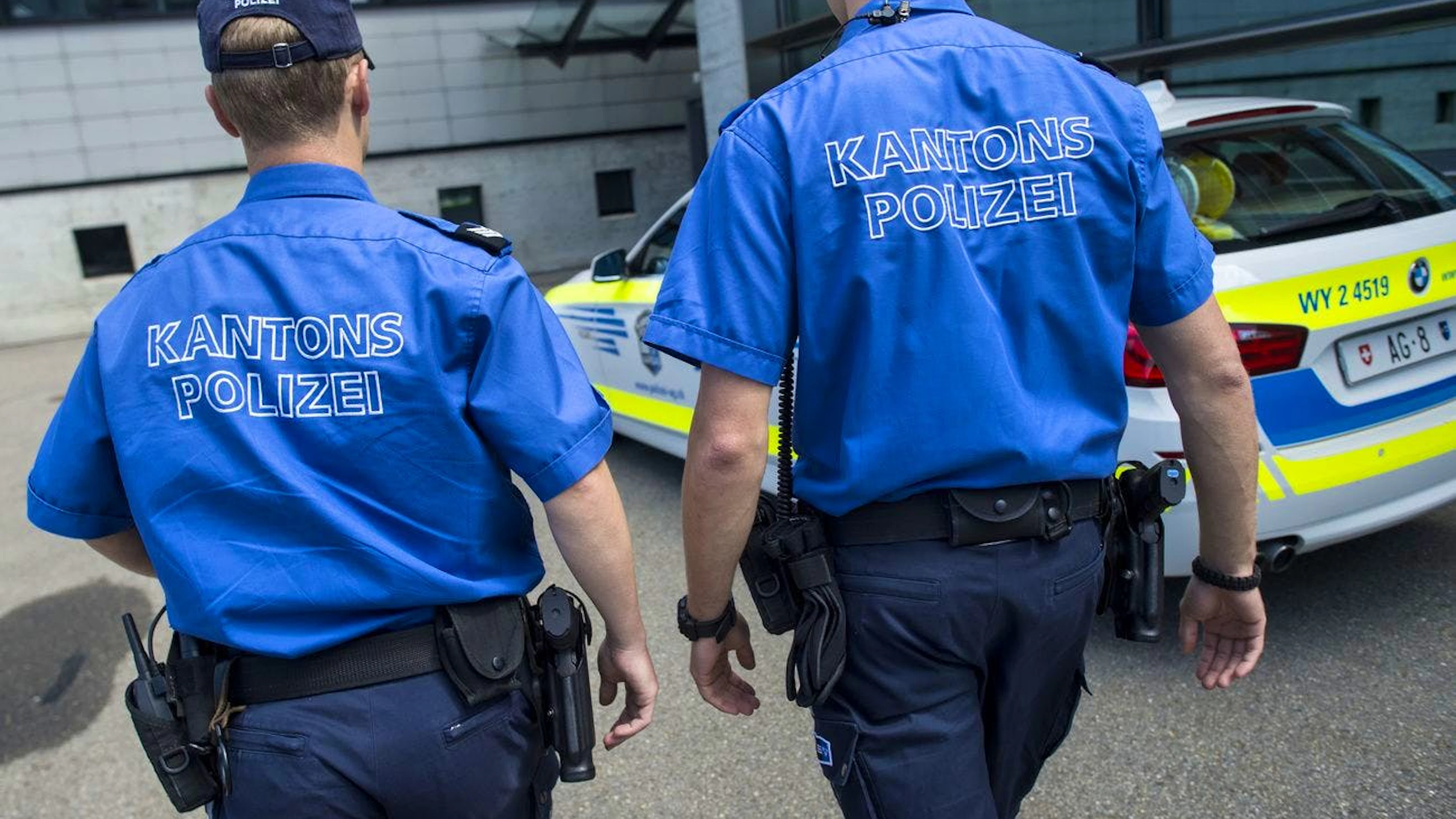 Die Kantonspolizei Aargau hat den flüchtigen Häftling verhaftet.