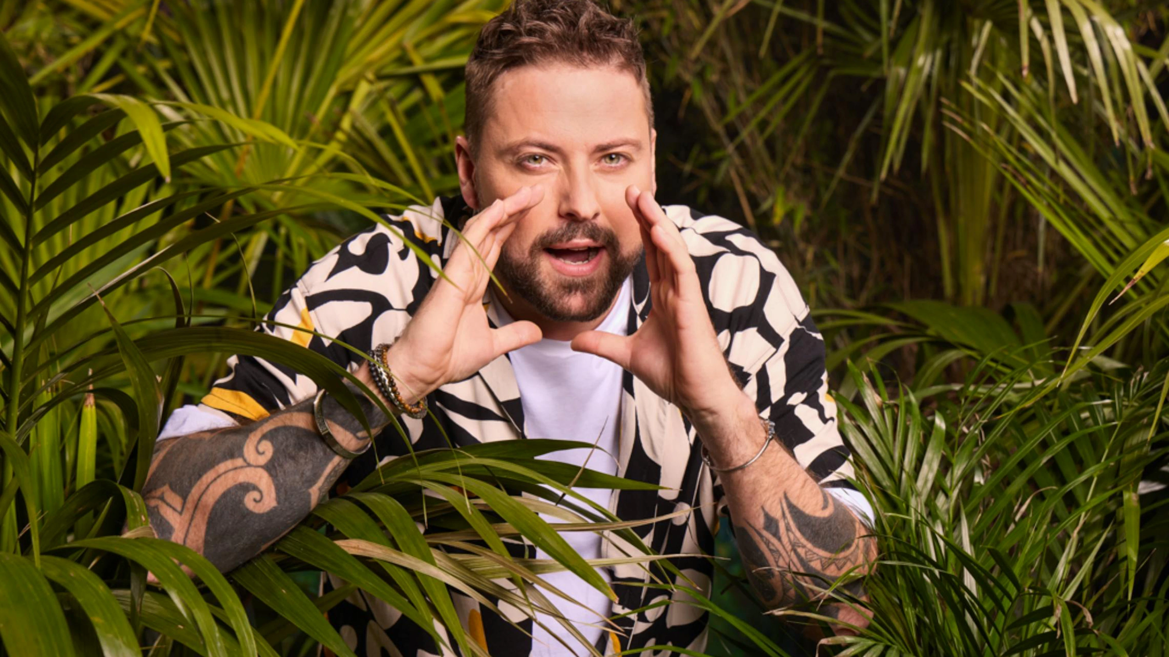 GZSZ-Star-Felix von Jascheroff (41): «Wenn mir eine Person auf den Sack geht, sage ich es ihr auch direkt. Ich bin eine verdammt ehrliche Haut.» Luxusartikel: Kissen und Ohrstöpsel.