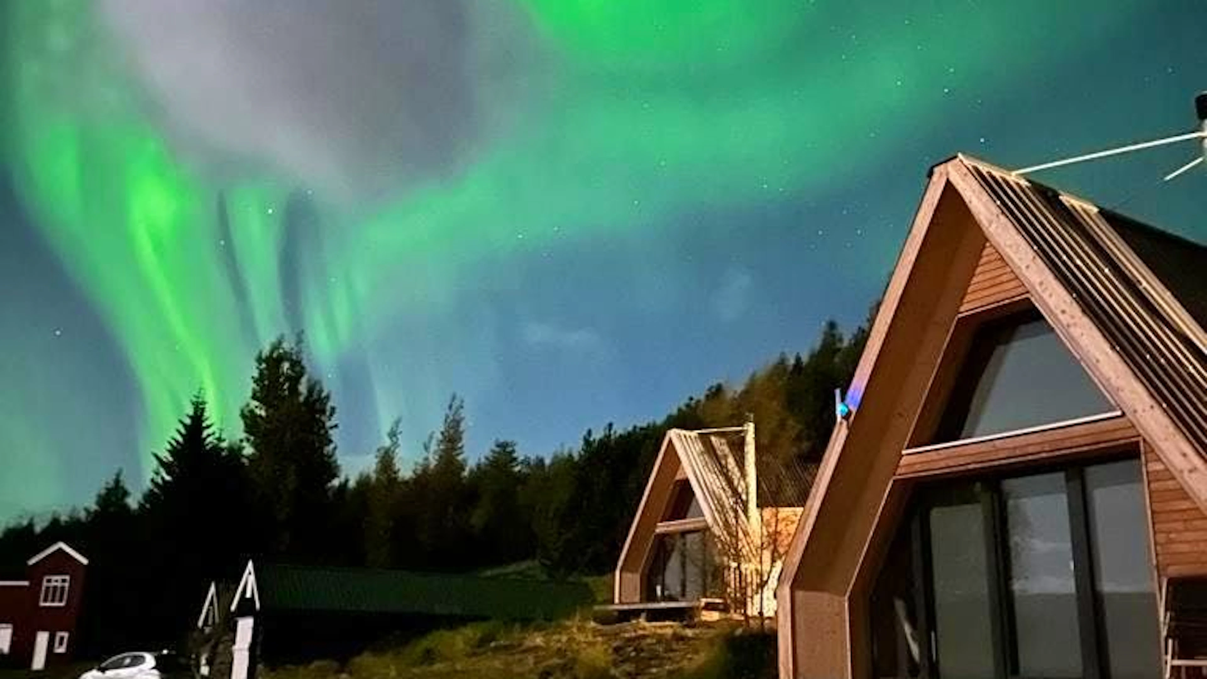 La coppia di Lucerna ha realizzato il suo sogno aprendo l'Hengifosslodge, vicino a Egilsstaðir.