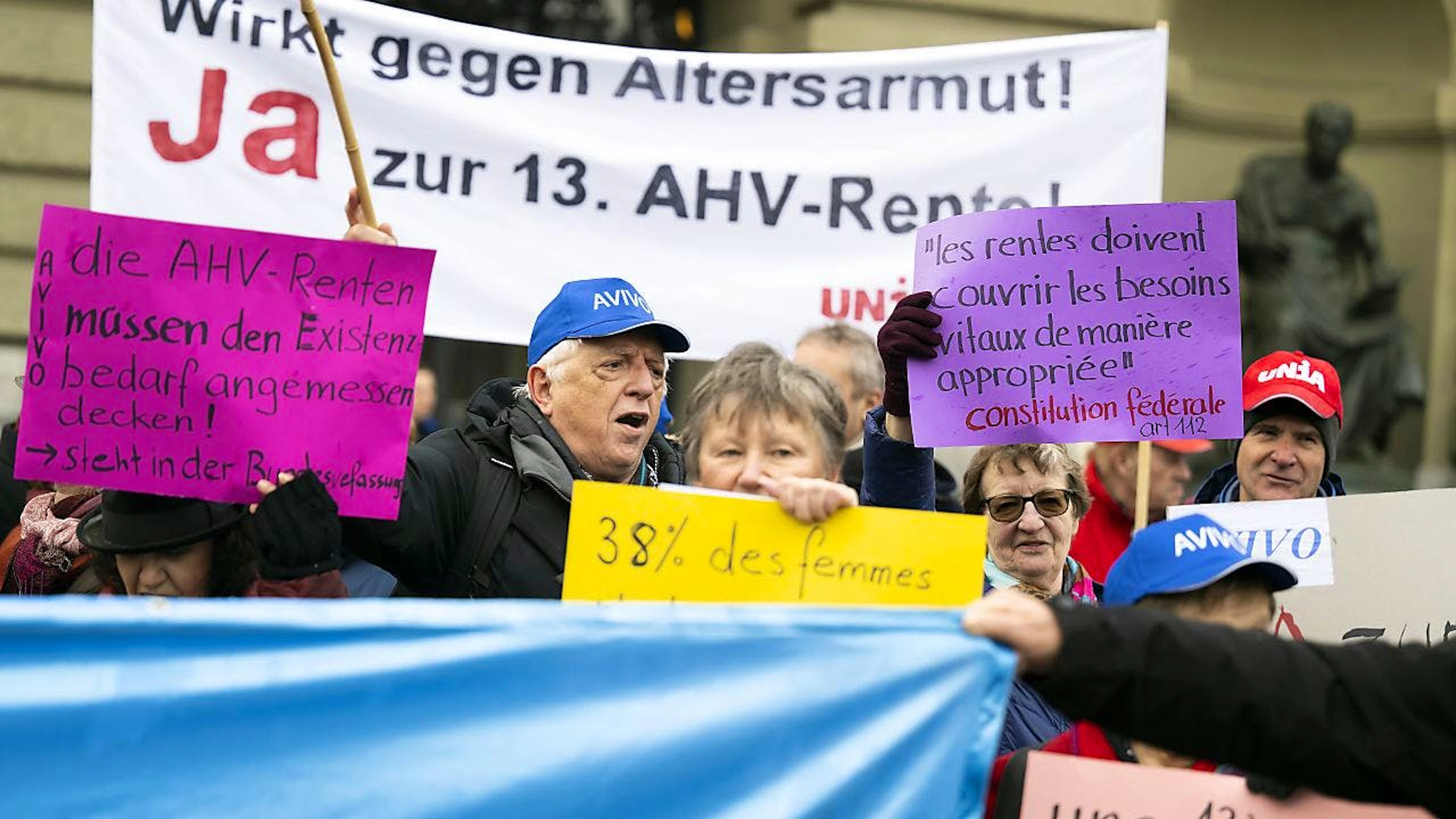Aktion für eine 13. AHV-Rente in Bern: Die Befürworterinnen und Befürworter der Volksinitiative für eine 13. Rente haben in Bern ihren Abstimmungskampf lanciert. (Archivbild)