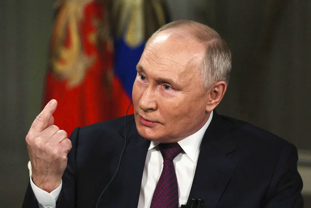 L'ex-président mongol tacle Poutine en reprenant ses arguments