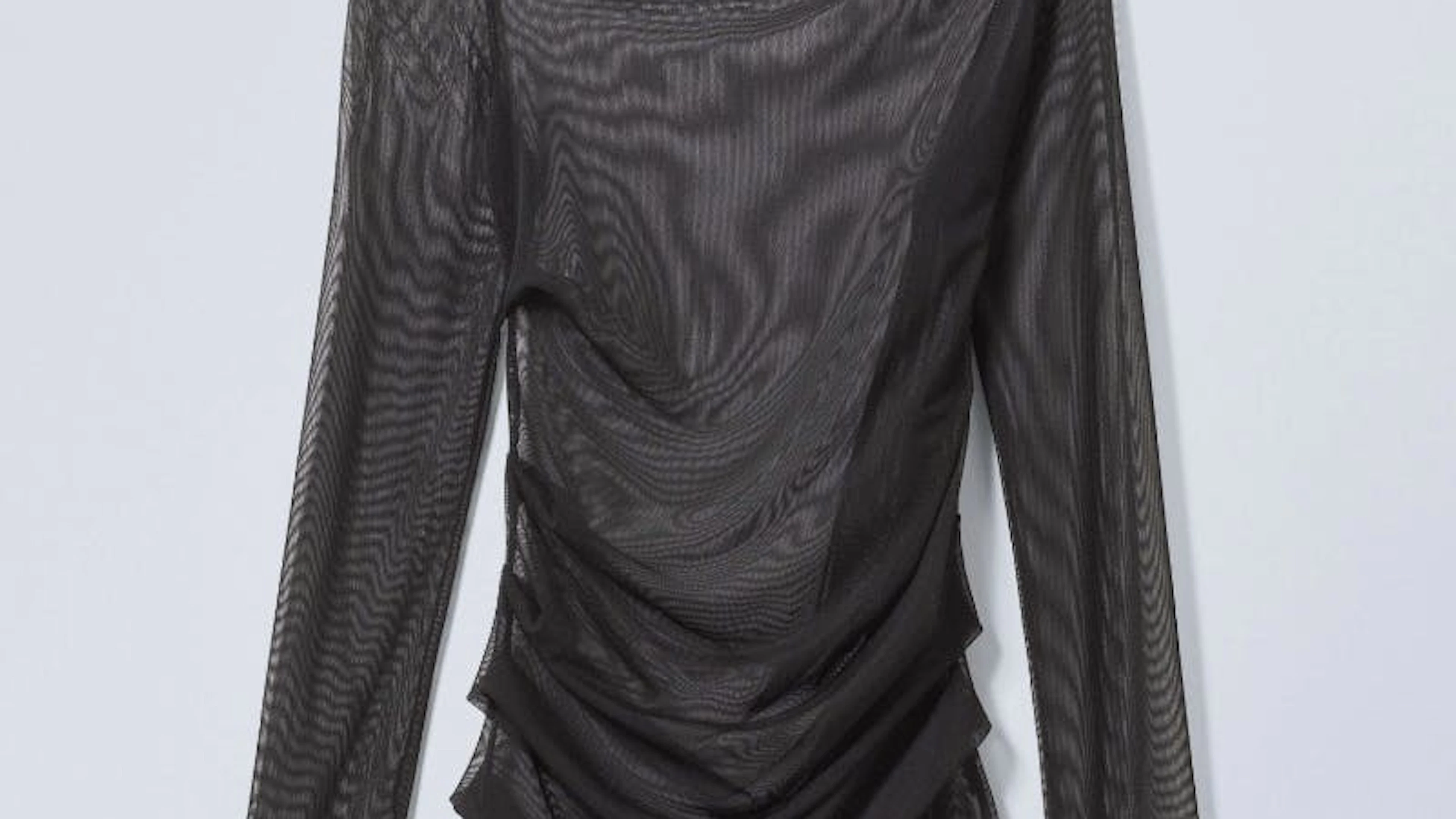 Asymmetrisches Langarmoberteil von H&amp;M für 33 Franken.&nbsp;