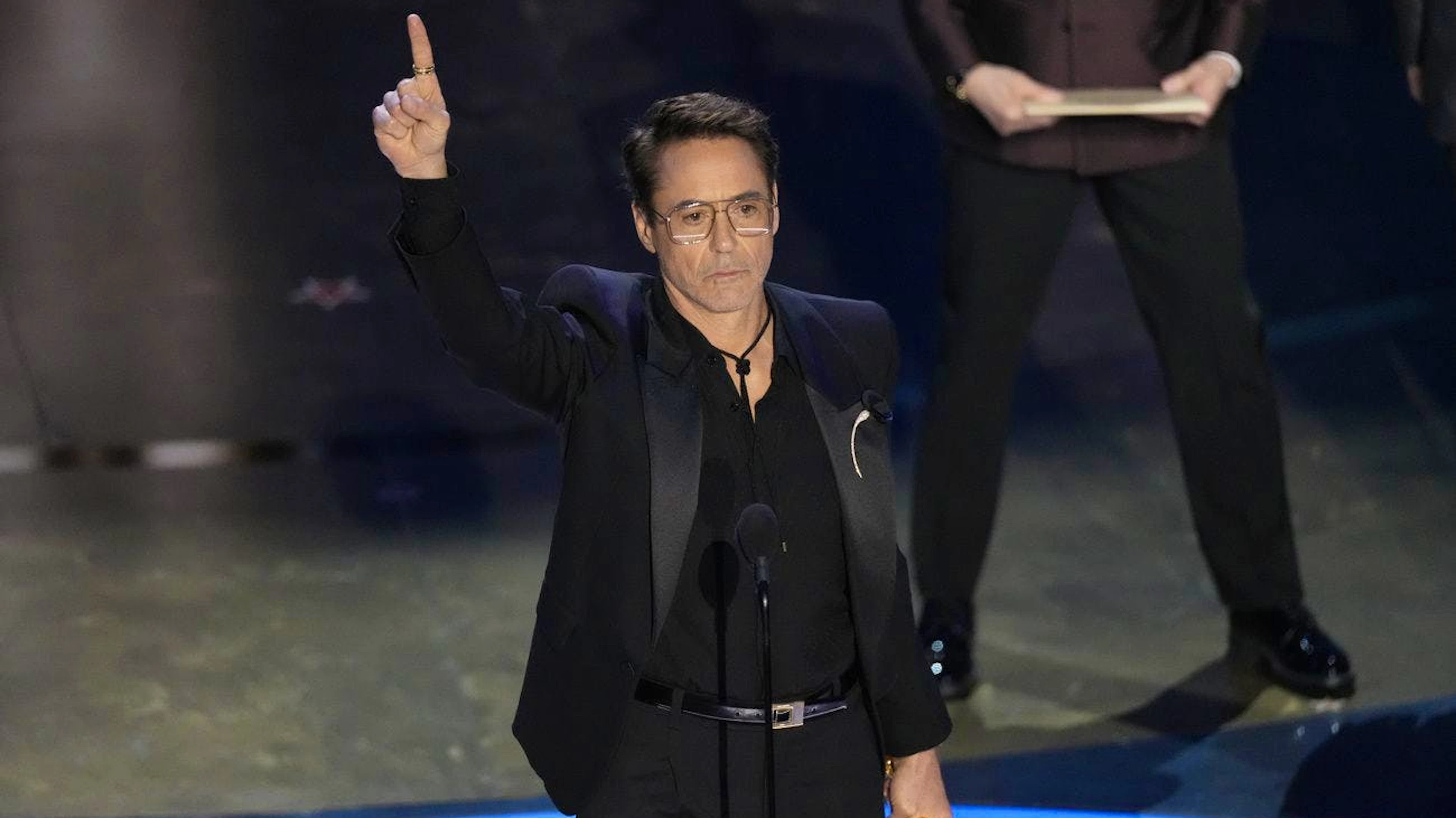 Robert Downey Jr. gewinnt für «Oppenheimer» seinen ersten Oscar nach der dritten Nominierung.