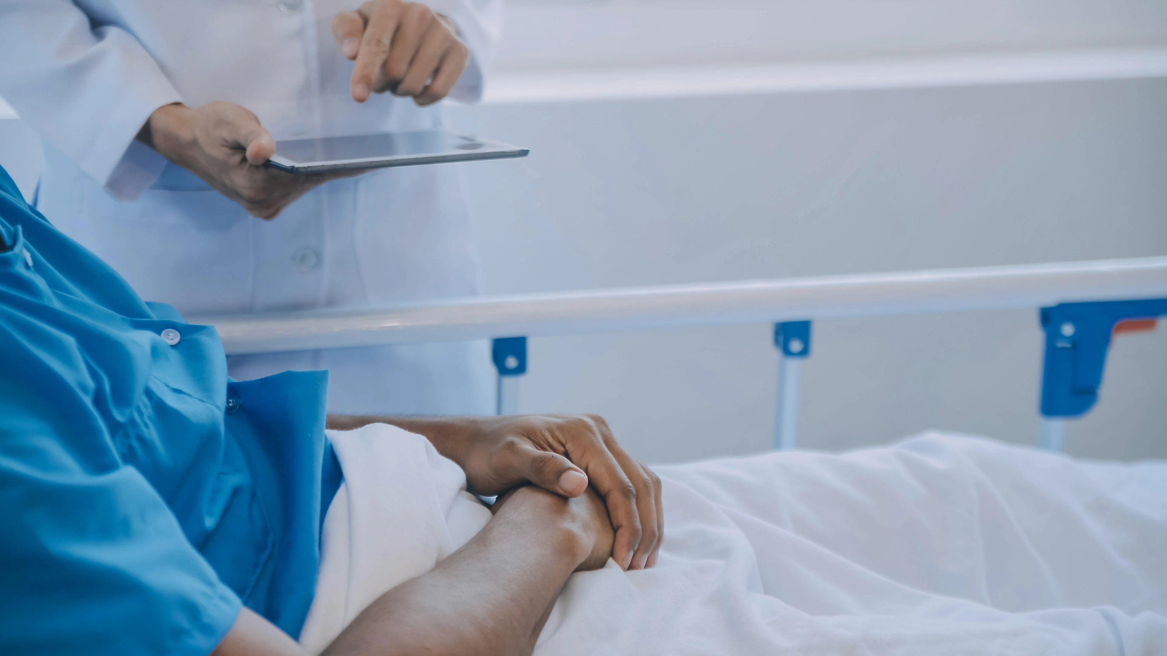 Le cancer de la prostate, qui est le plus courant chez les hommes --15% de l'ensemble des cancers masculins--, se déclare à plus de 50 ans dans la plupart des cas.
