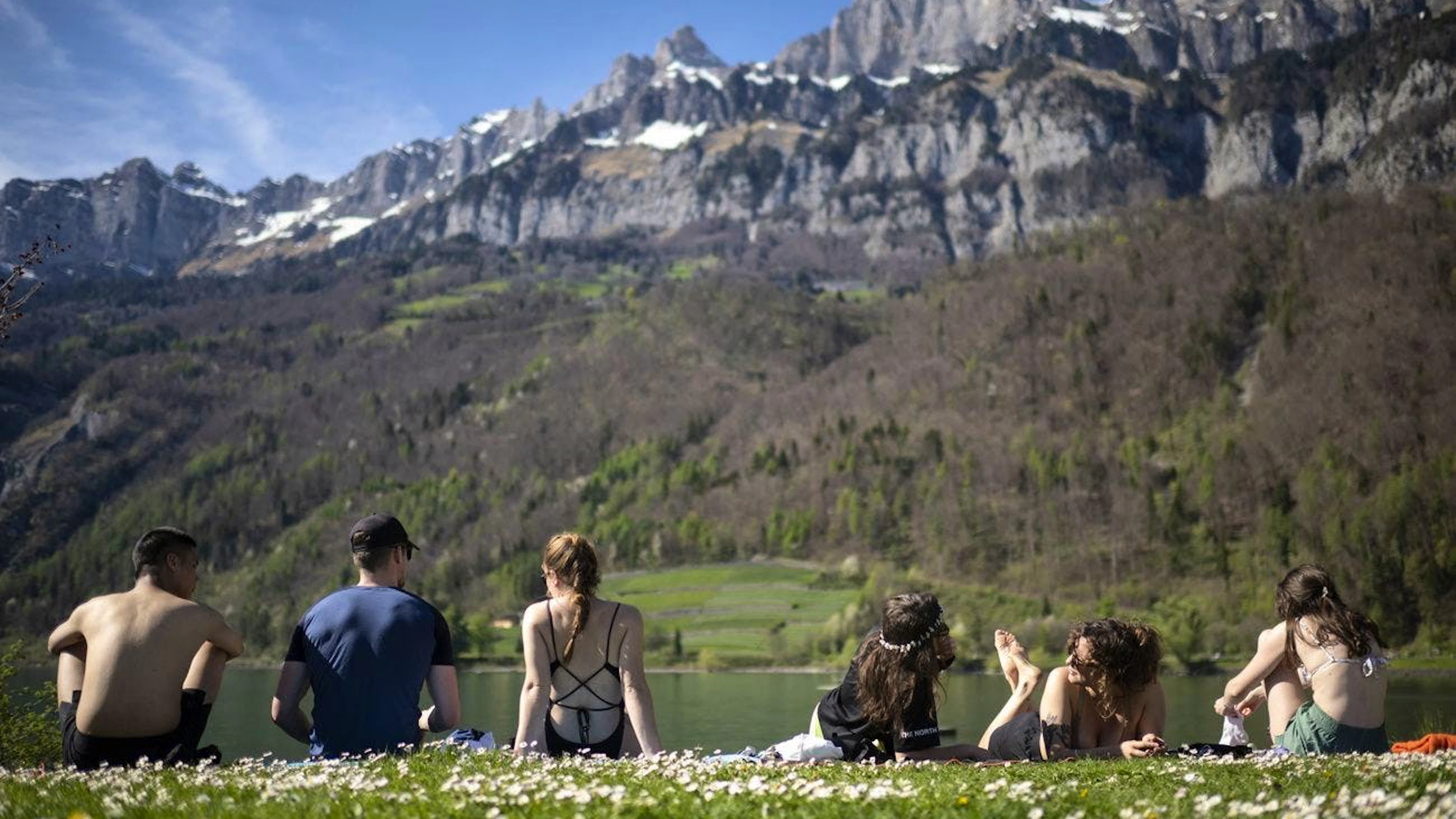 Ieri sono state misurate temperature superiori ai 25 gradi in dieci cantoni.