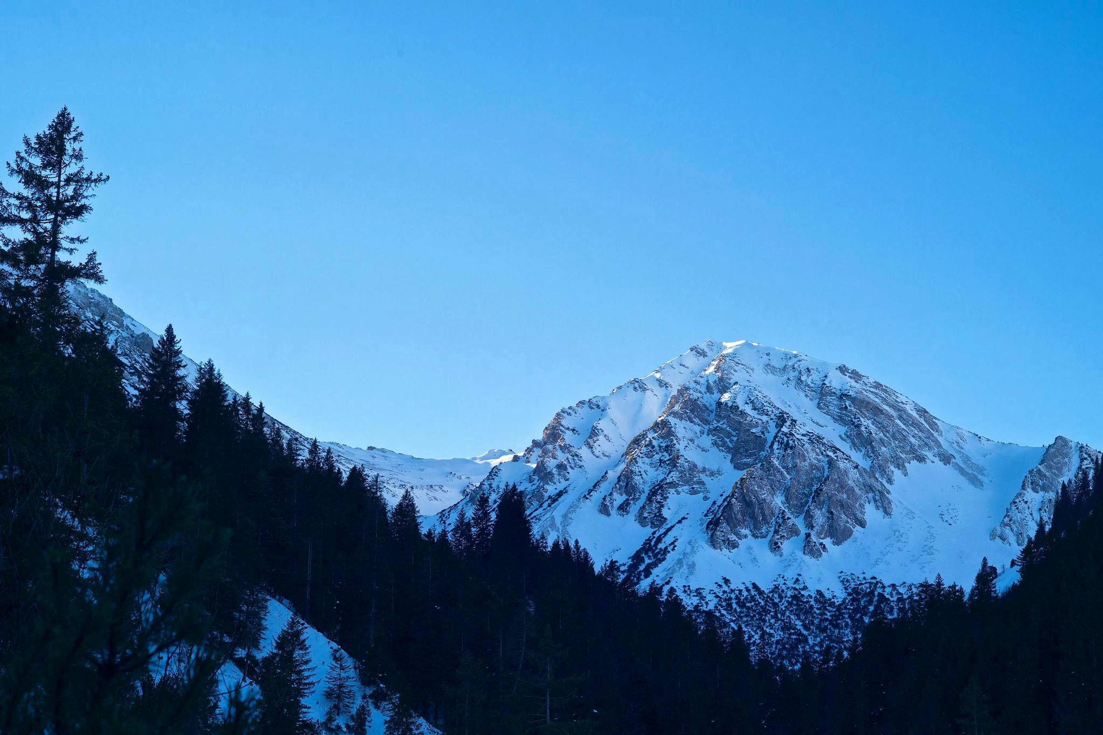 Un uomo di Stoccarda ha perso la vita sulle Alpi dell'Algovia.