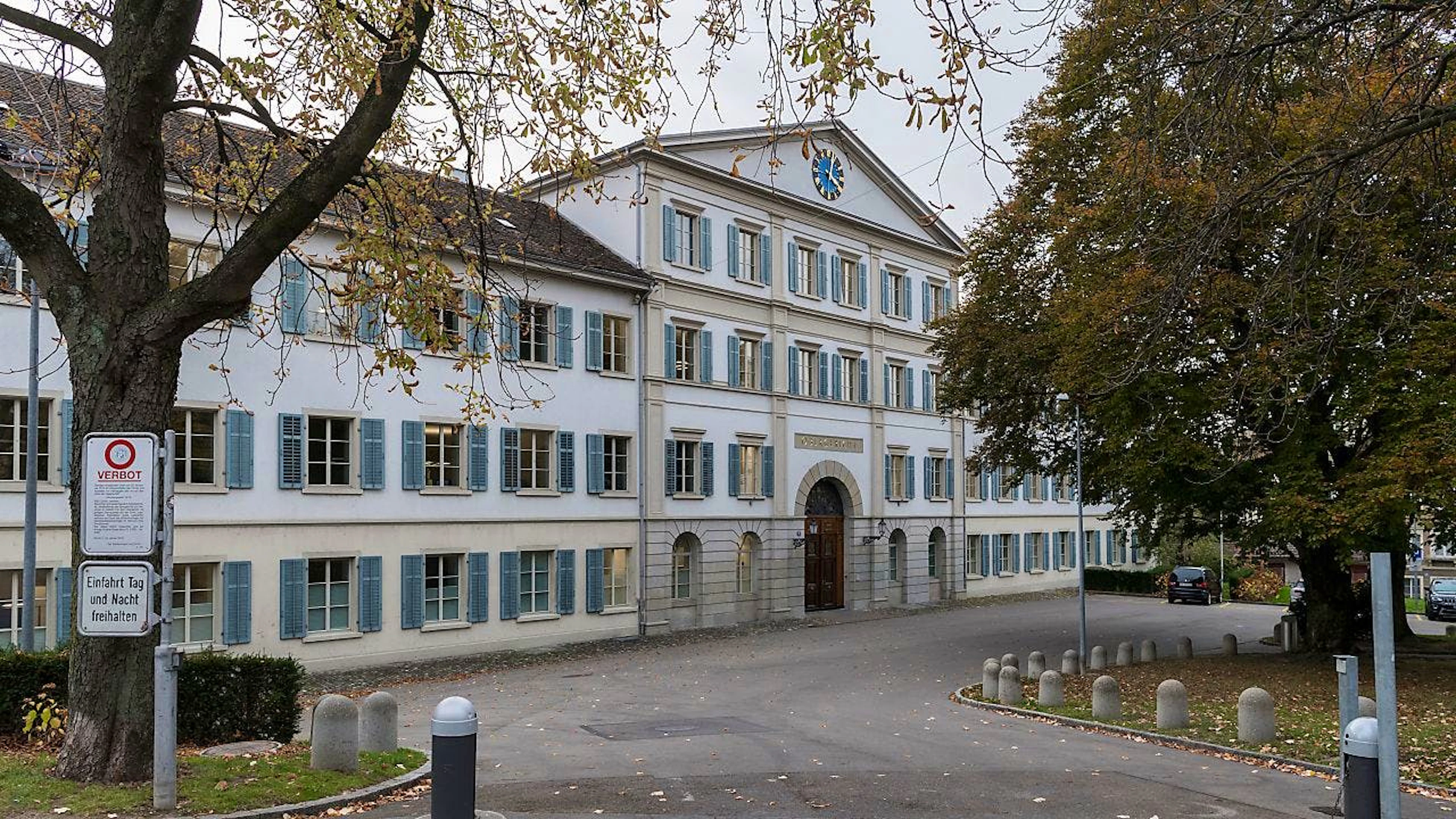Das Zürcher Obergericht behandelt am Donnerstag einen Fall von"Quäl-Eltern". Sie sollen die Tochter des 44-jährigen Mannes misshandelt haben. (Archivbild)