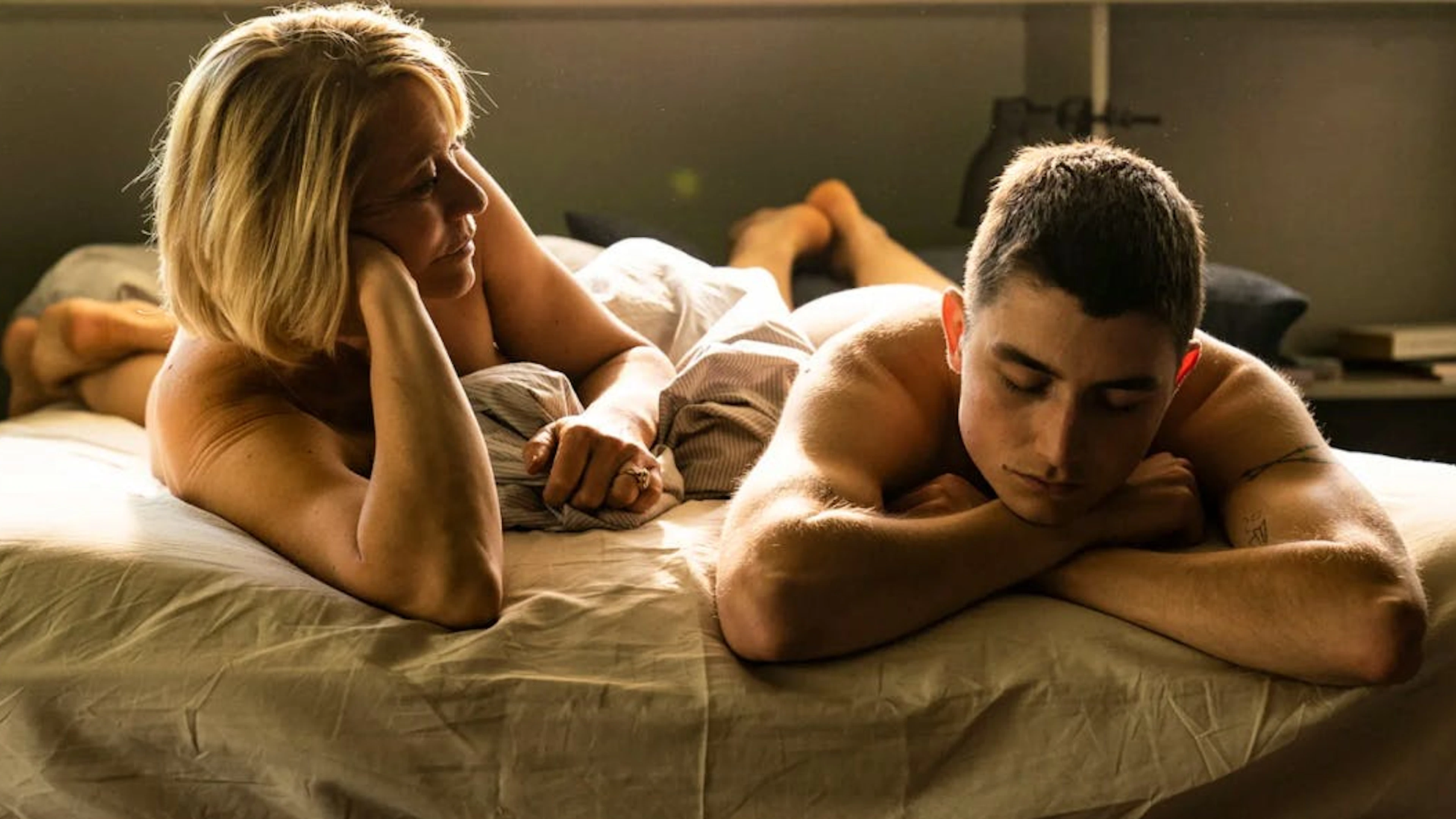 Anne (Trine Dyrholm) und Gustav (Gustav Lindh): Der Film «Königin» erzählt von einer Anwältin, die eine Affäre mit dem Sohn ihres Mannes beginnt.