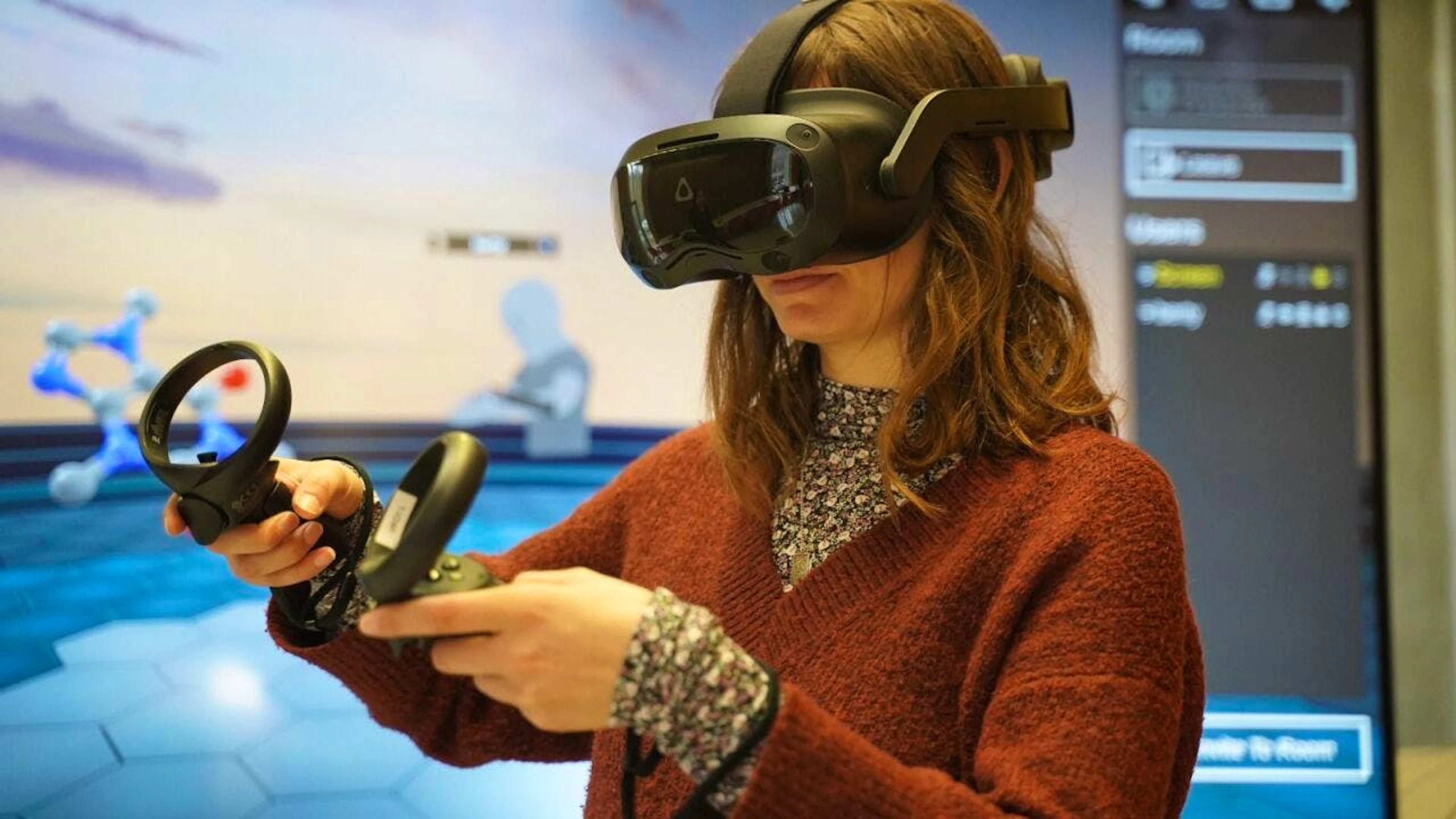 La première salle de réalité virtuelle dédiée à l’enseignement de la chimie en Suisse permettra aux étudiants en chimie d’interagir avec des molécules en trois dimensions.