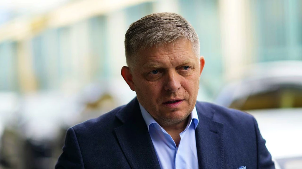 Fico è grave ma ce la farà, 'Centula un lupo solitario'
