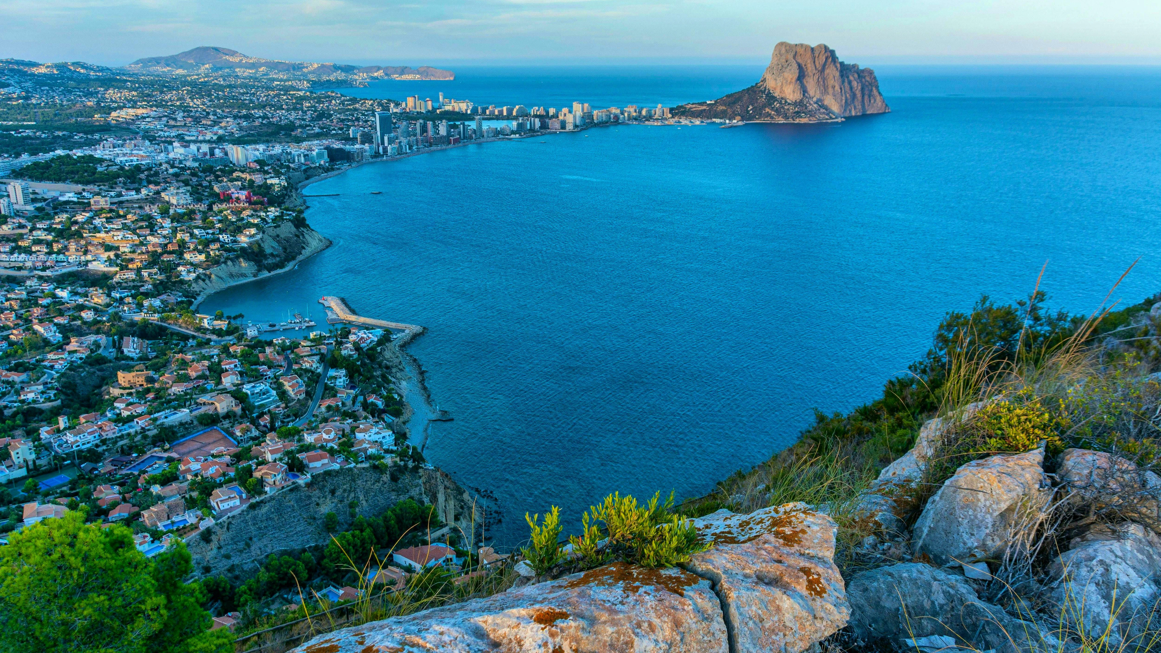 L'Espagne est une destination de vacances très appréciée de Monsieur et Madame Suisse. Une nuit au camping y coûte en moyenne 33,75 euros.