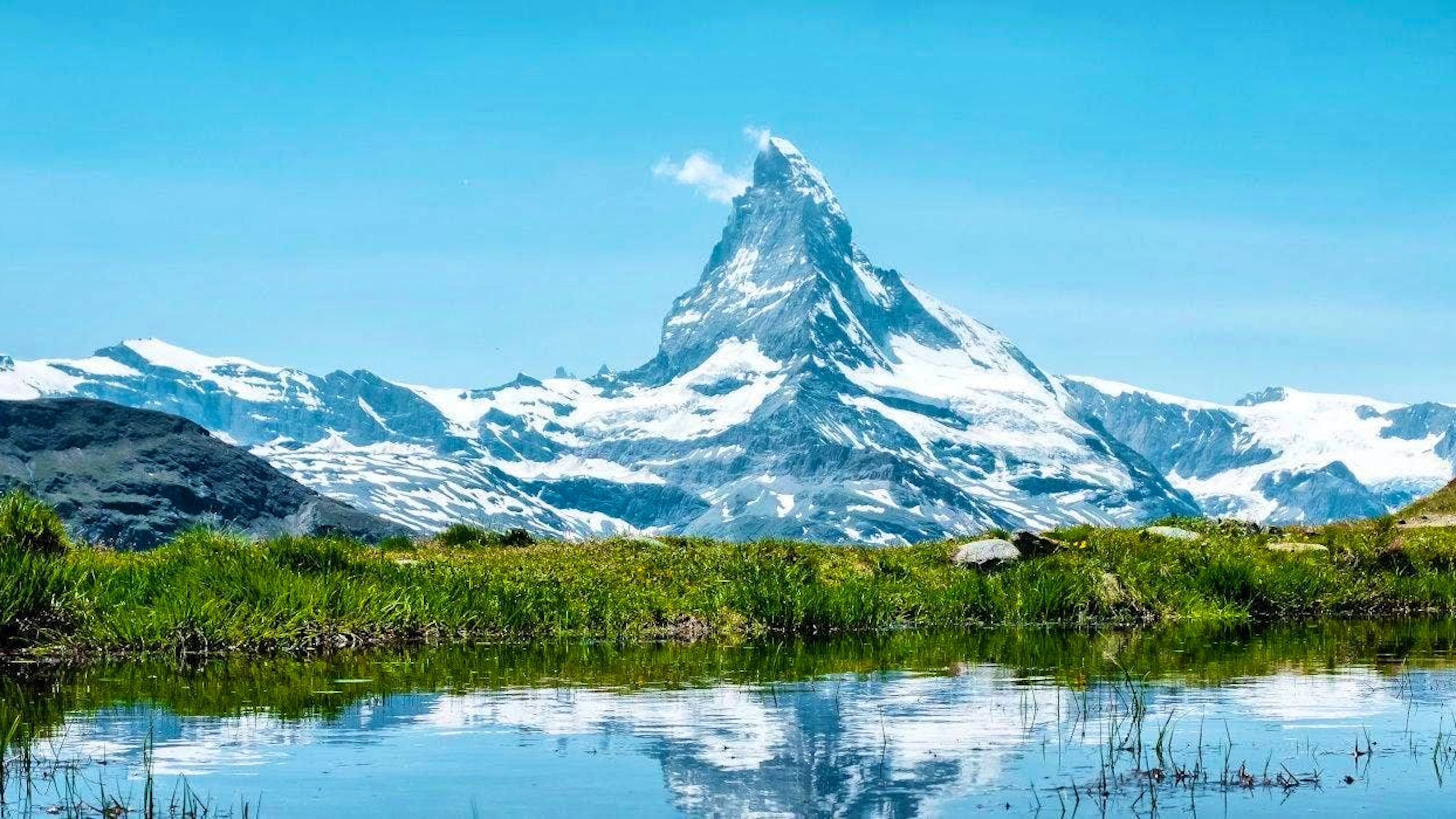 Camper avec vue sur le Cervin ? Cela fait rêver. En Suisse, il faut débourser environ 38,66 euros pour une nuit de camping.