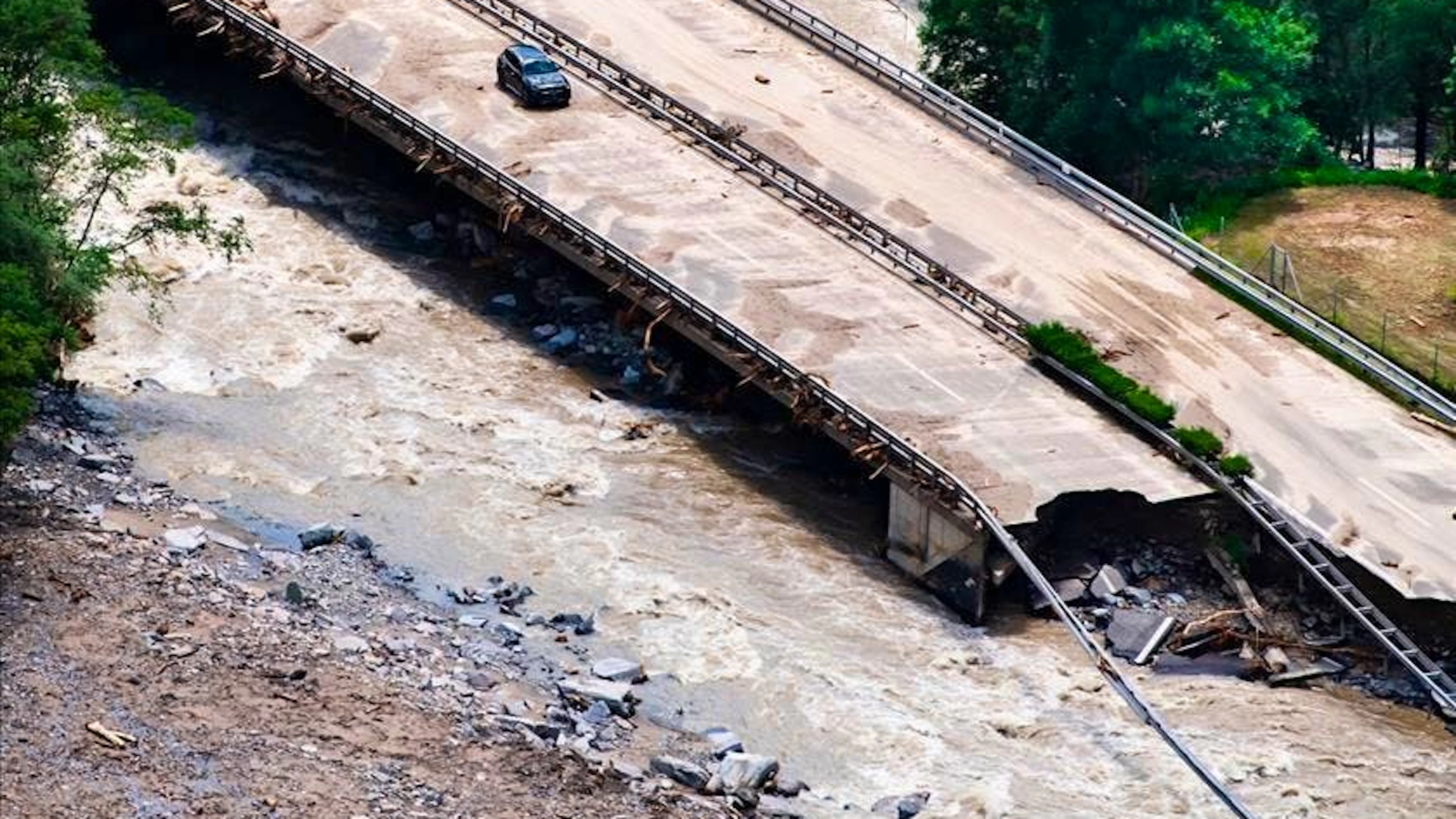 Il cedimento dell'autostrada A13 a Soazza.