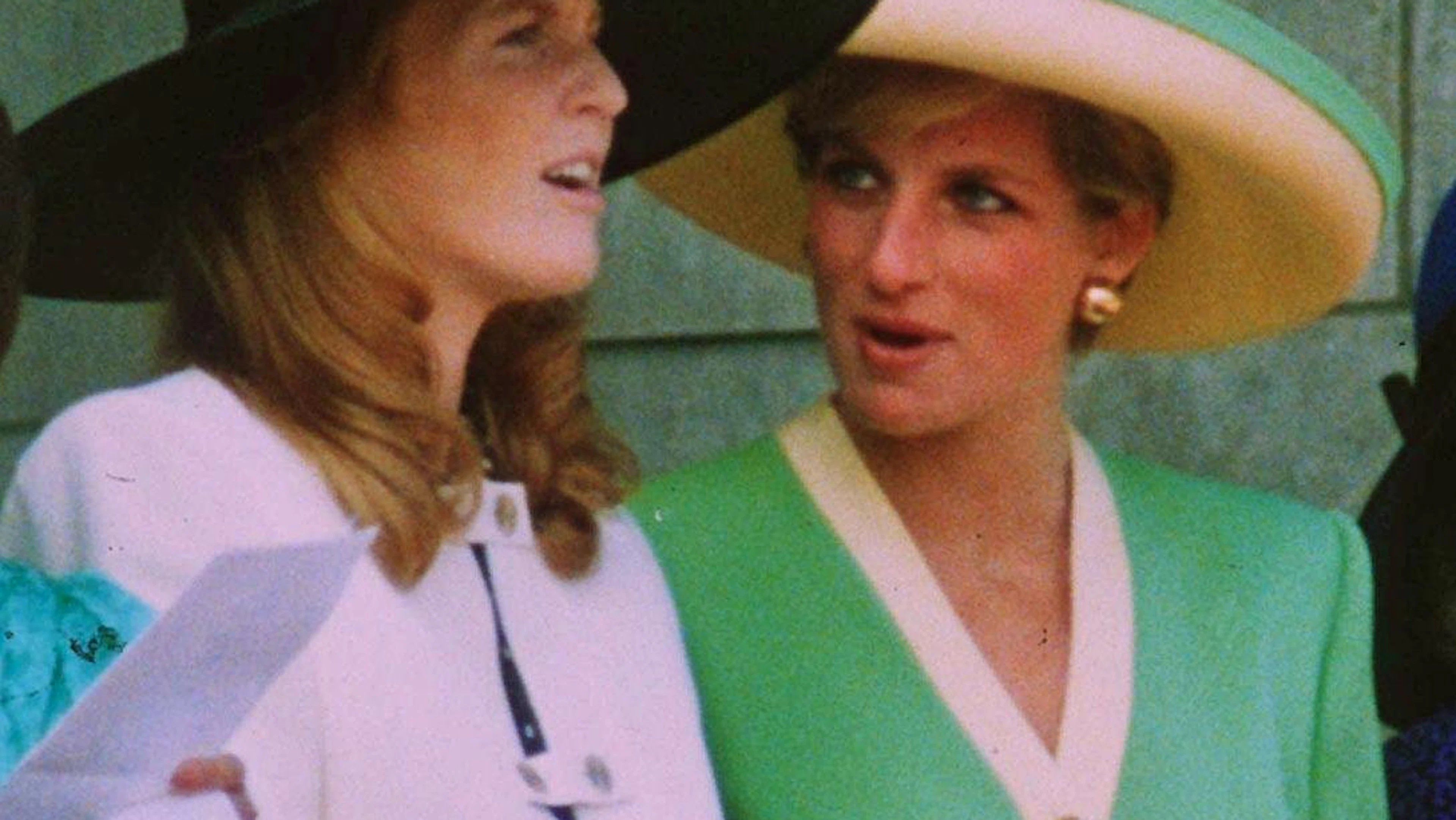 Lady Diana (rechts) hätte am gestrigen 1. Juli ihren 63. Geburtstag gefeiert. Auf Instagram erinnert sich Sarah Ferguson an ihre «liebe Freundin».