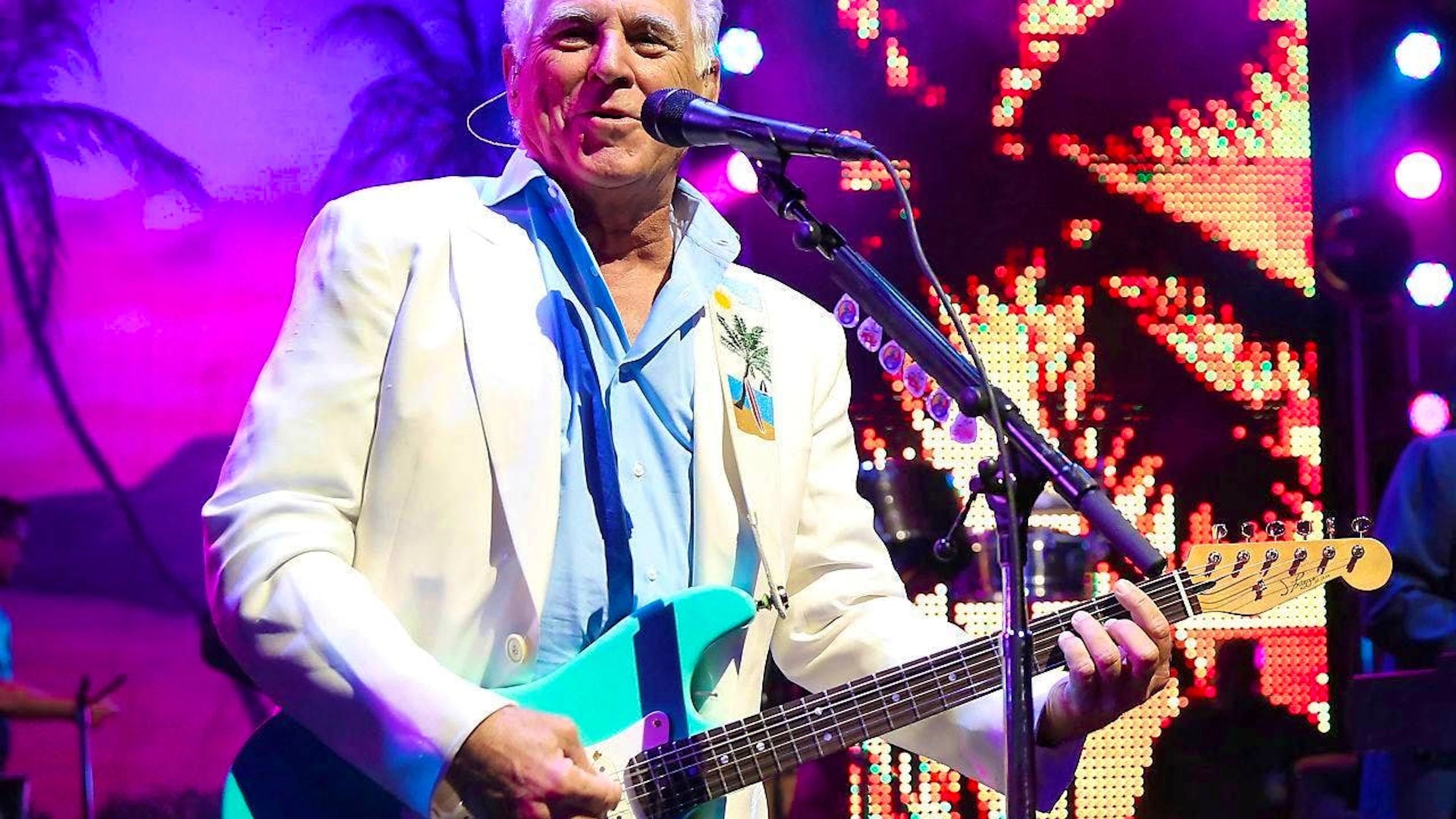 US singer Jimmy Buffett has died at the age of 76, according to his social media channels.