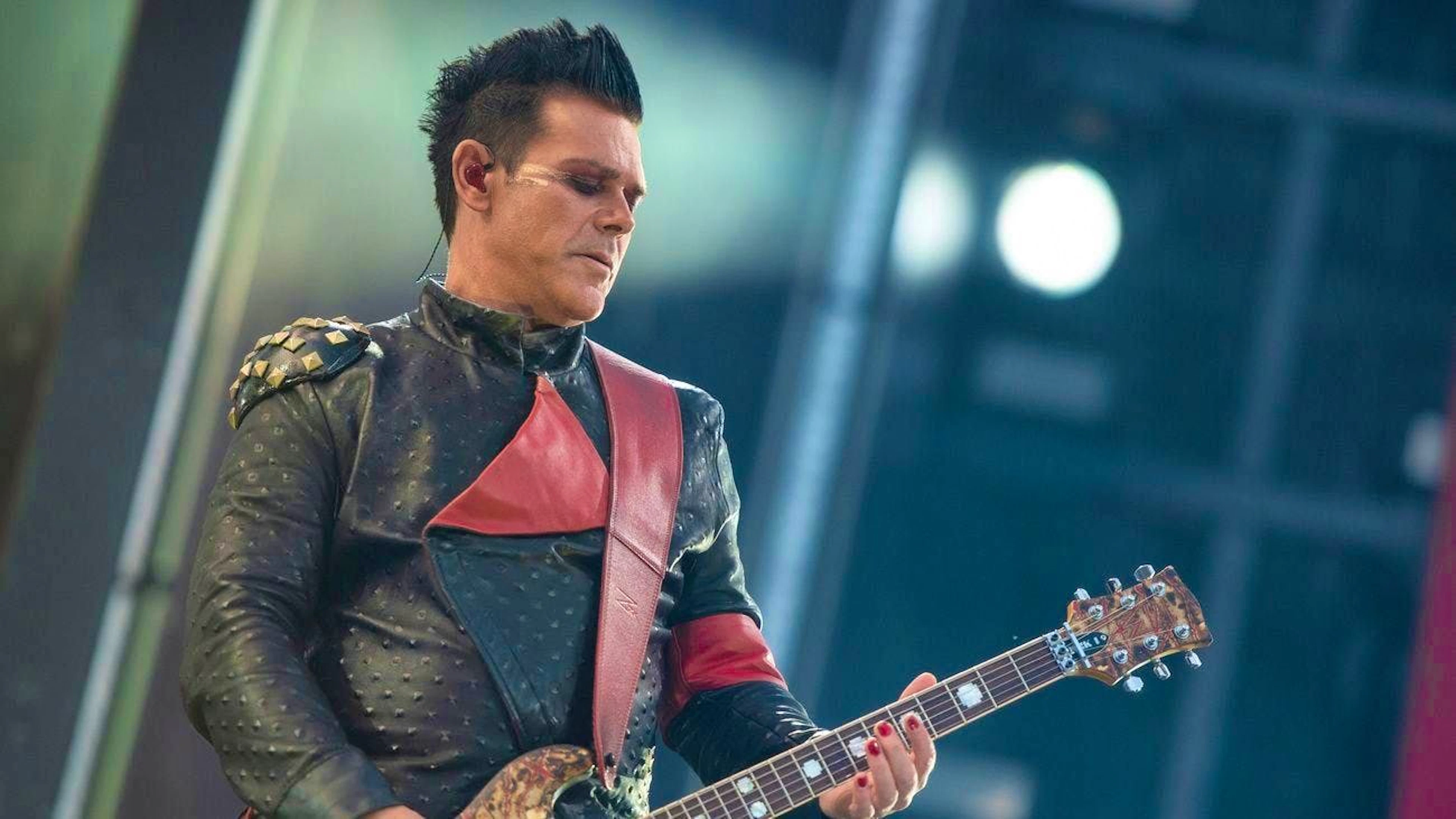 Richard Kruspe, seen here at a Rammstein concert in 2019, has commented on Instagram about the end of the band's tour.